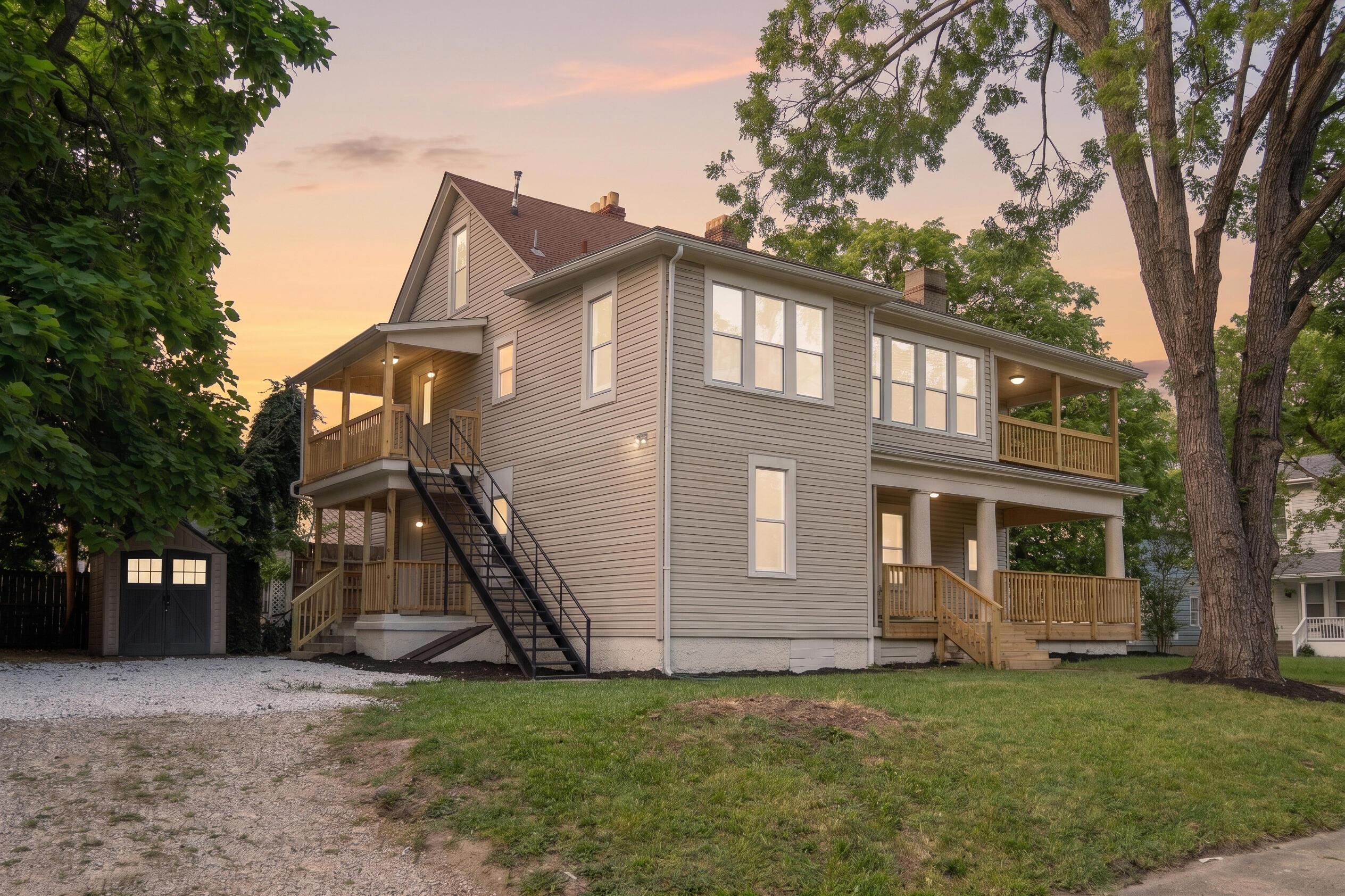 1052 Forest Avenue Property Photo 4