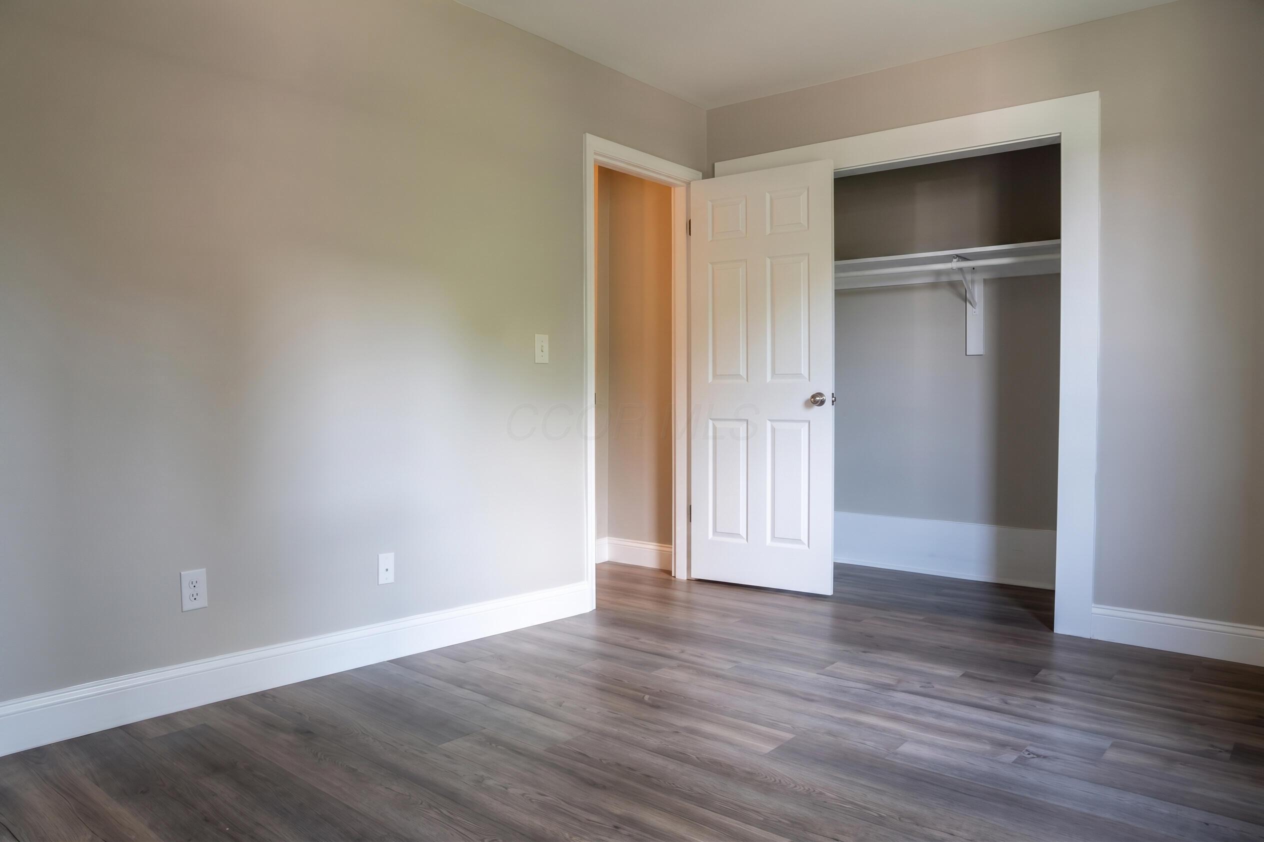 1052 Forest Avenue Property Photo 21