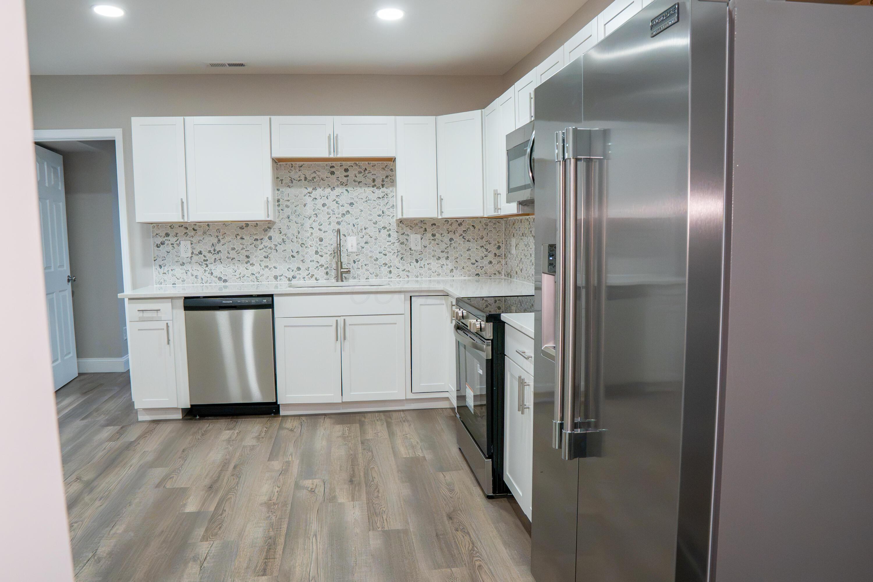 1052 Forest Avenue Property Photo 28