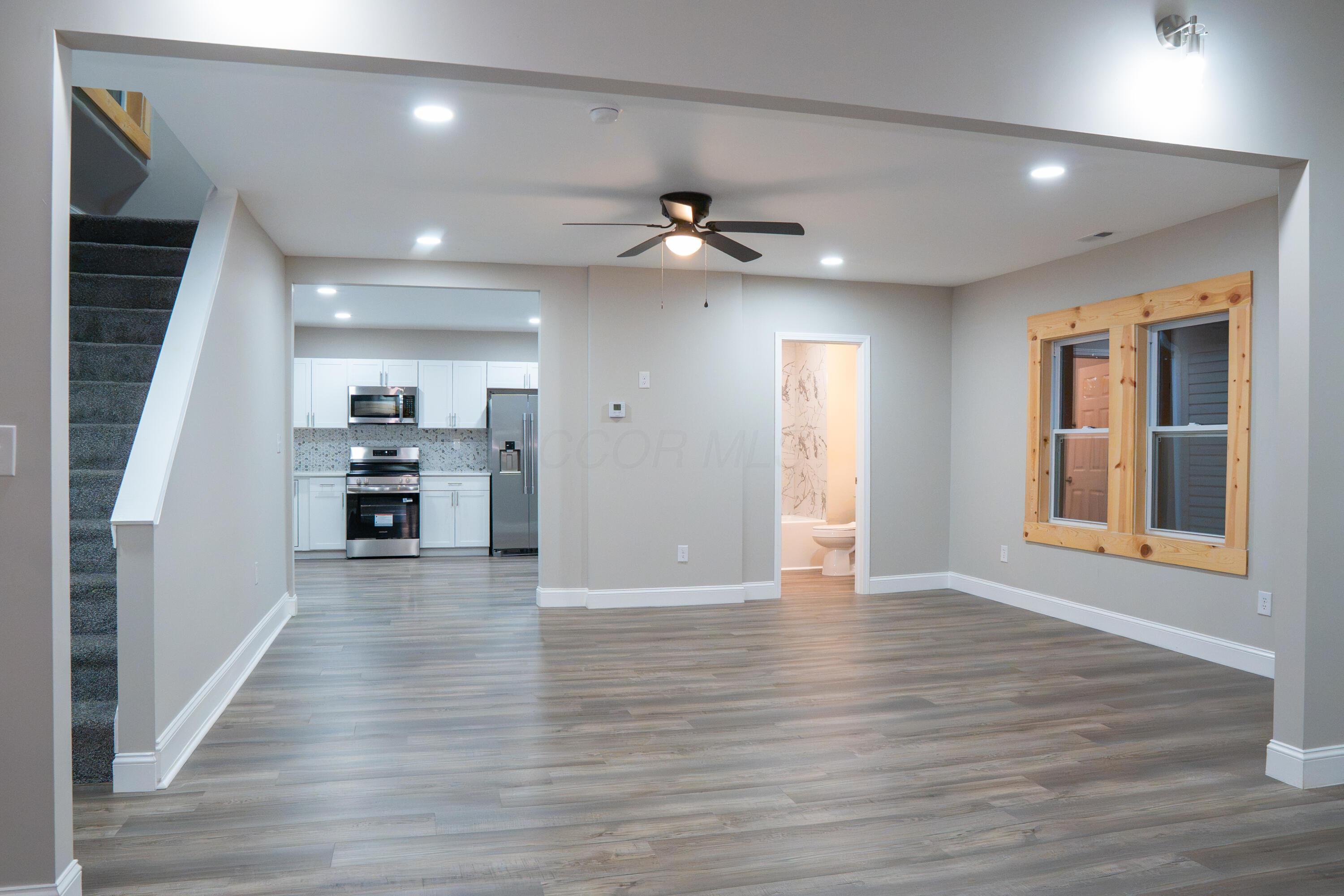 1052 Forest Avenue Property Photo 29
