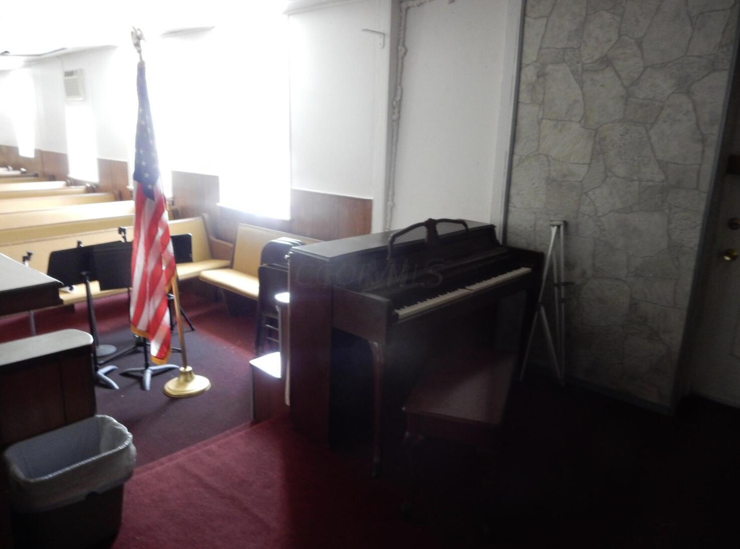 160 Commerce Street Property Photo 7