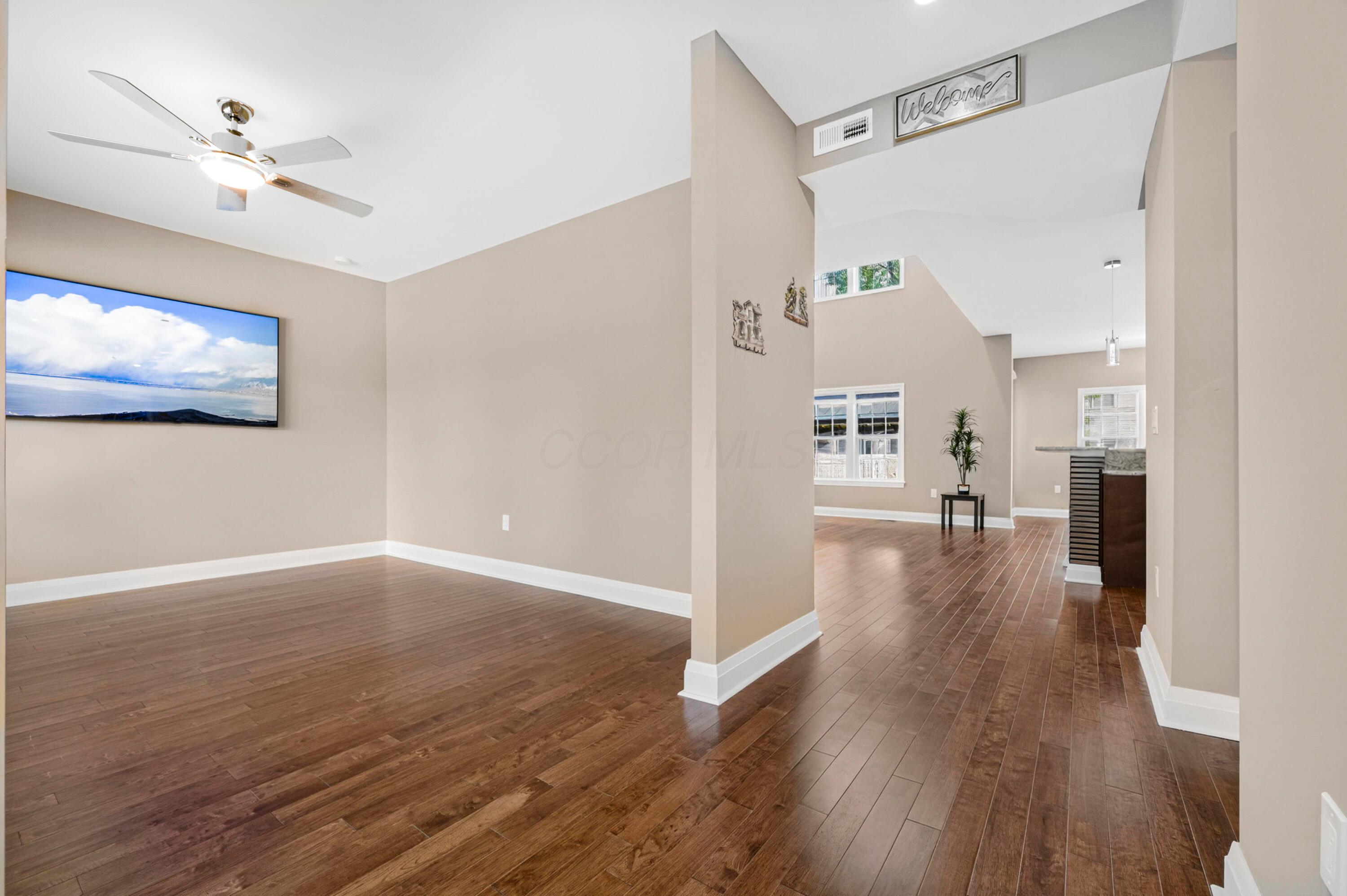 2444 Kilbourne Avenue Property Photo 11