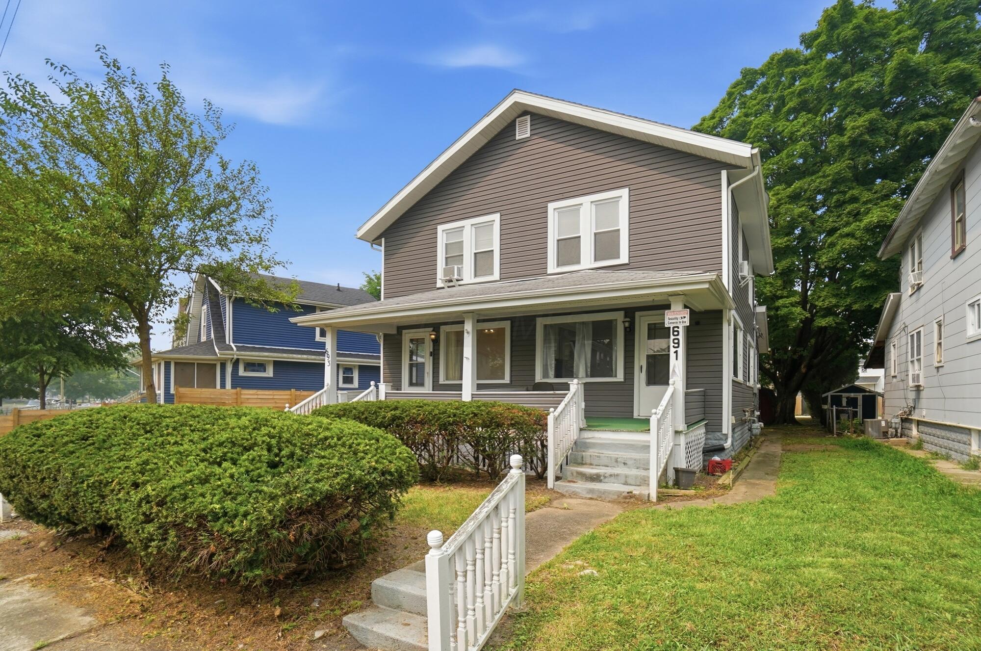 226027642 Property Photo 3