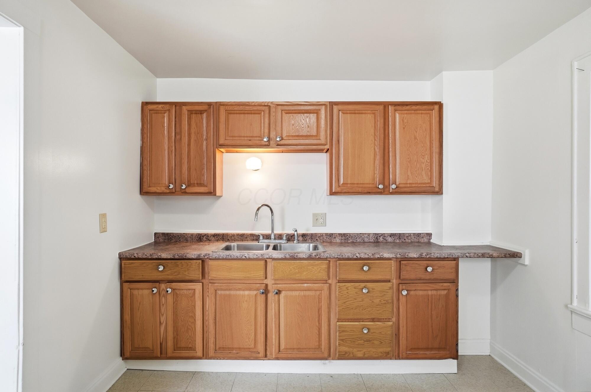 226027642 Property Photo 19