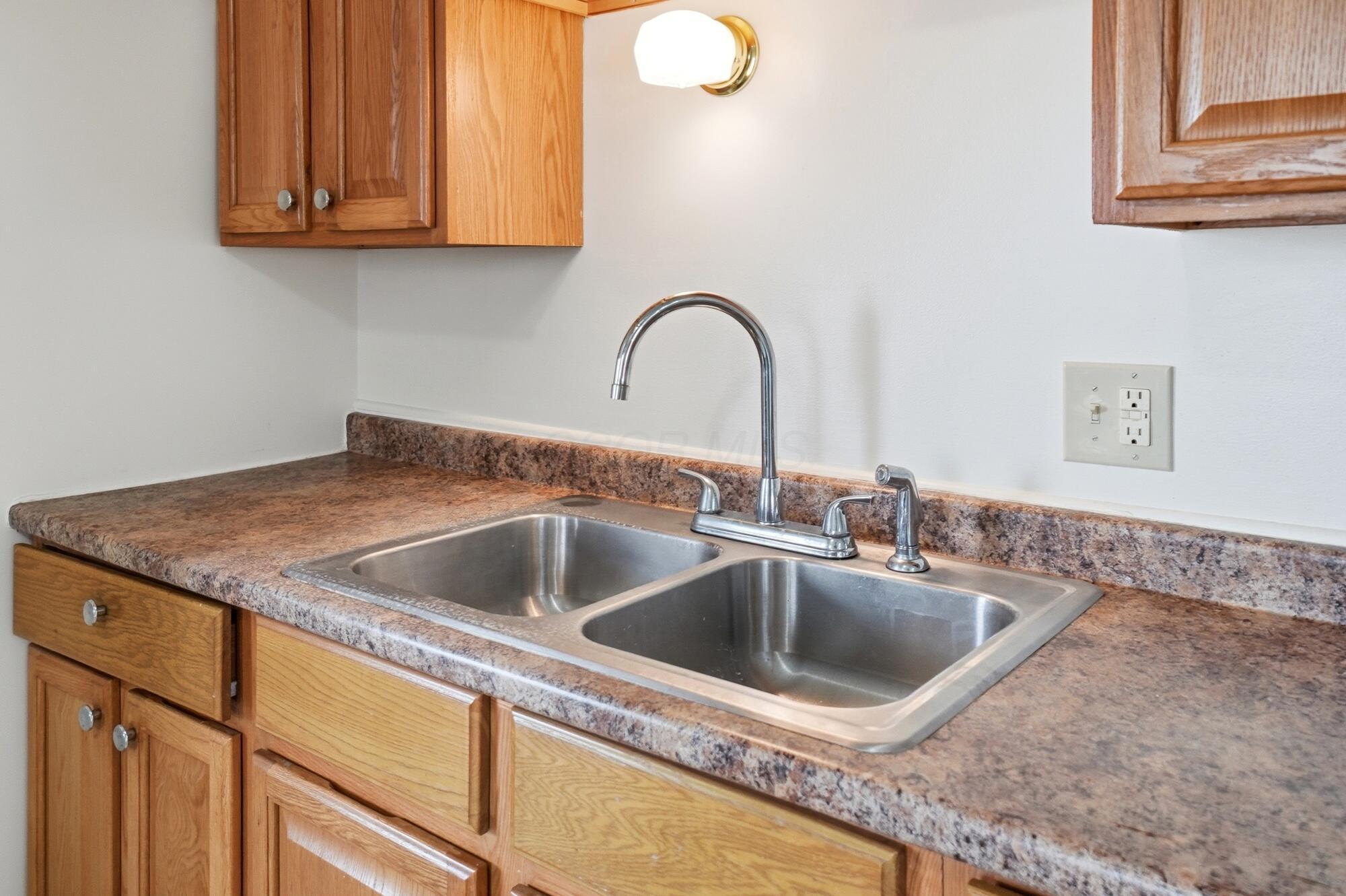 226027642 Property Photo 22