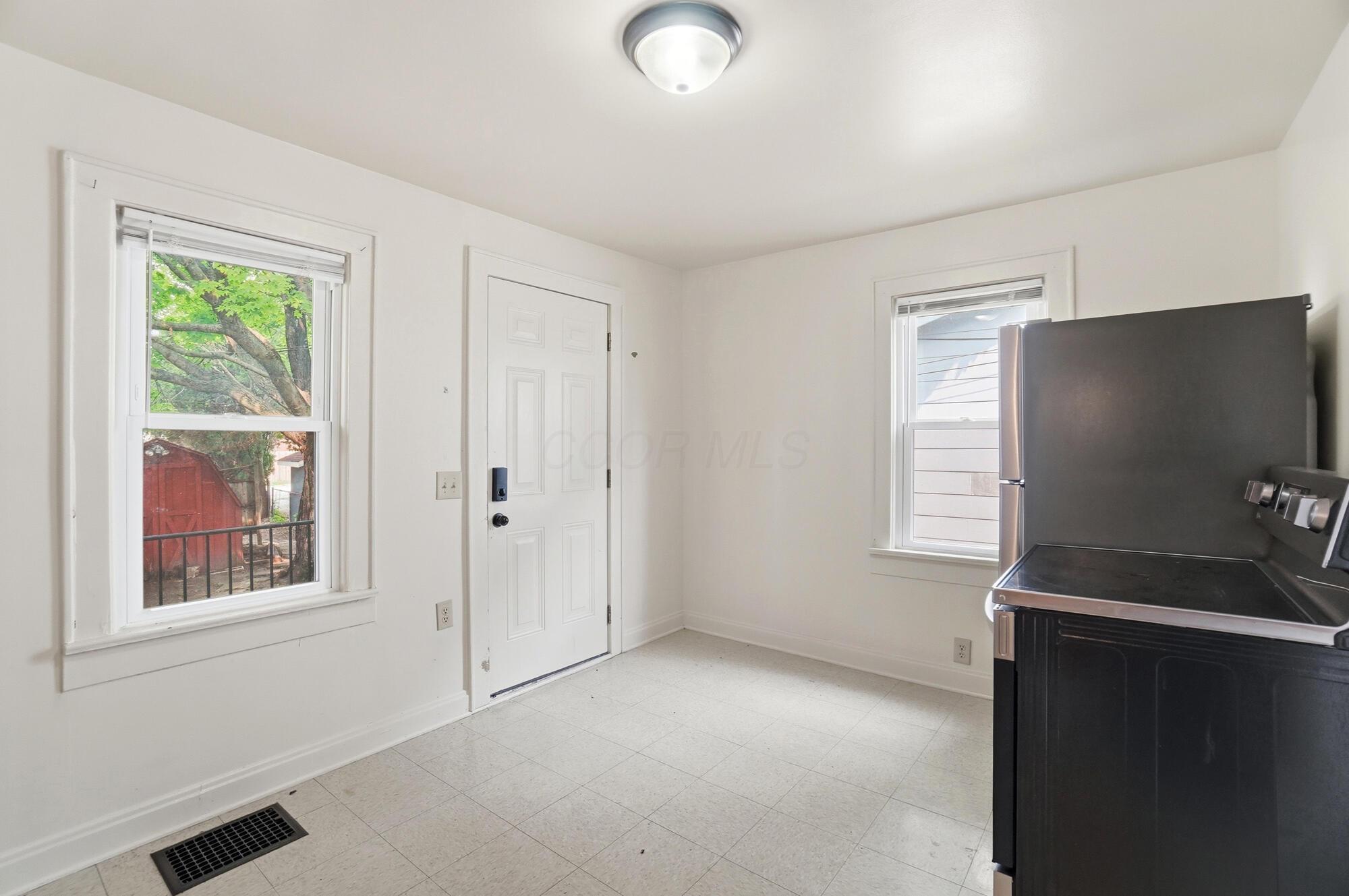 226027642 Property Photo 23