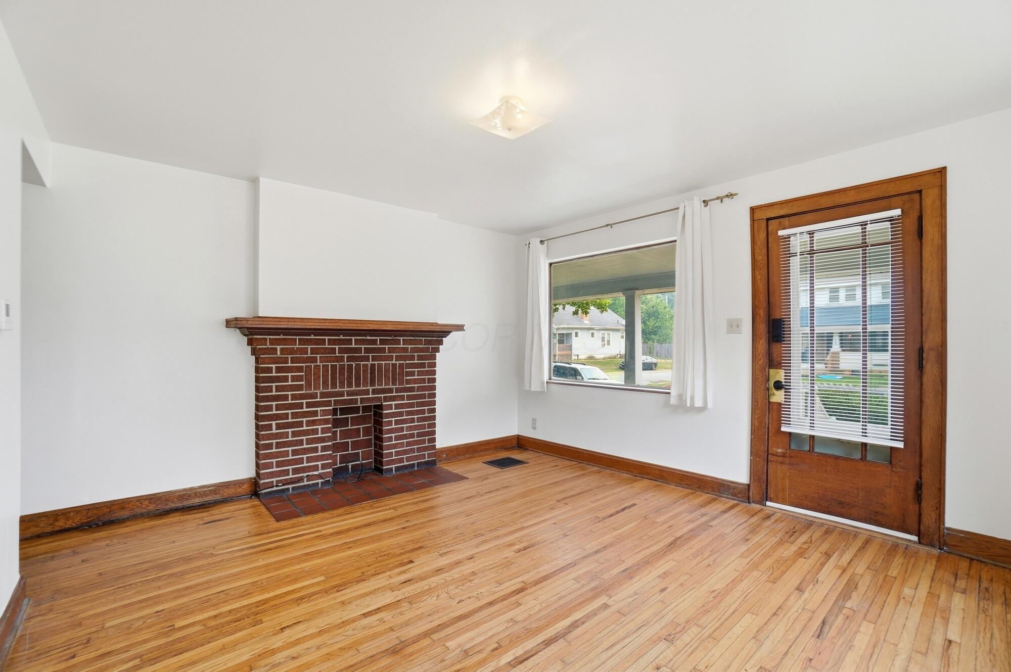 226027642 Property Photo 48