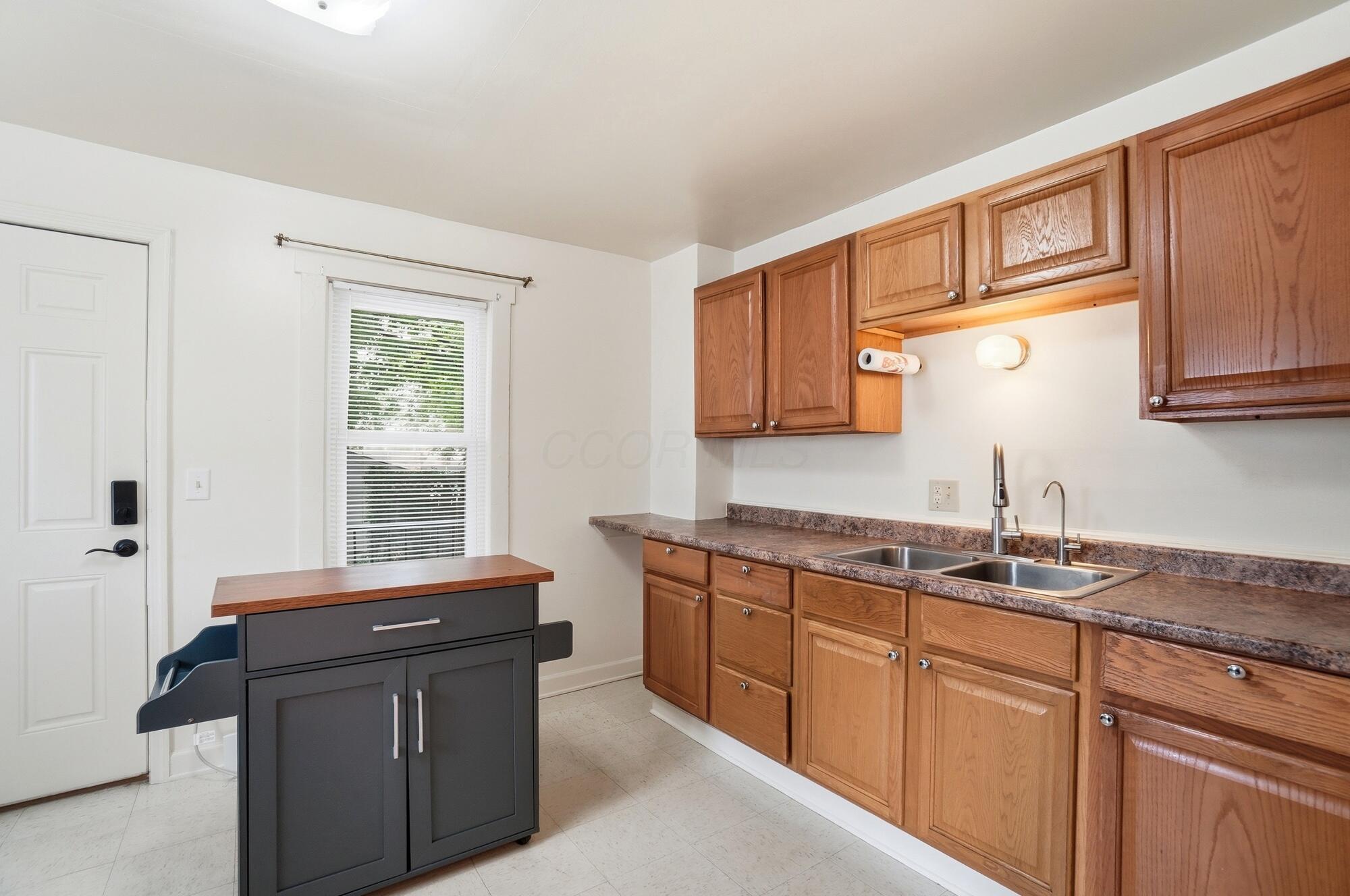 226027642 Property Photo 57