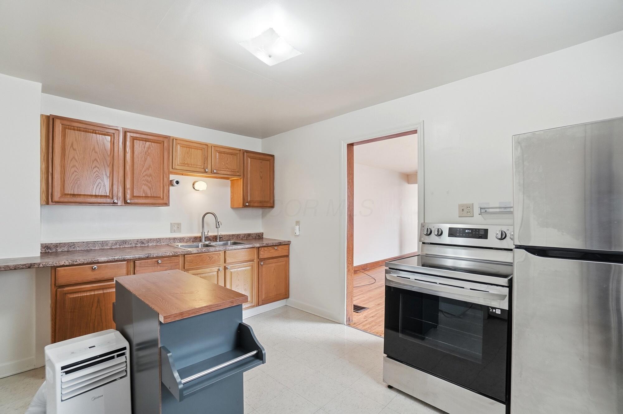 226027642 Property Photo 62
