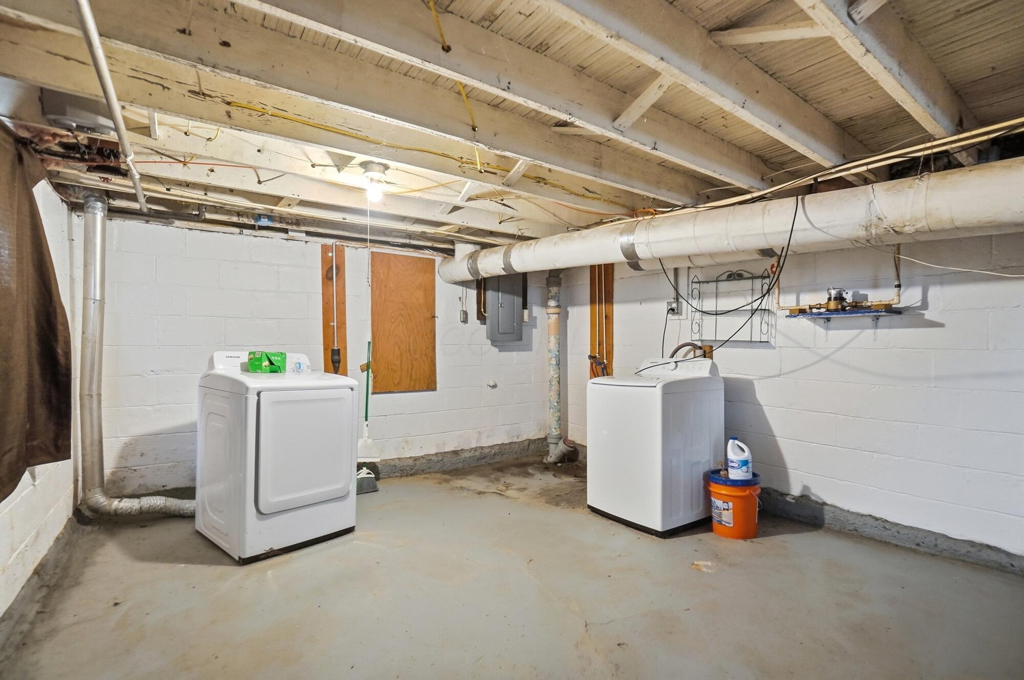 226027642 Property Photo 74