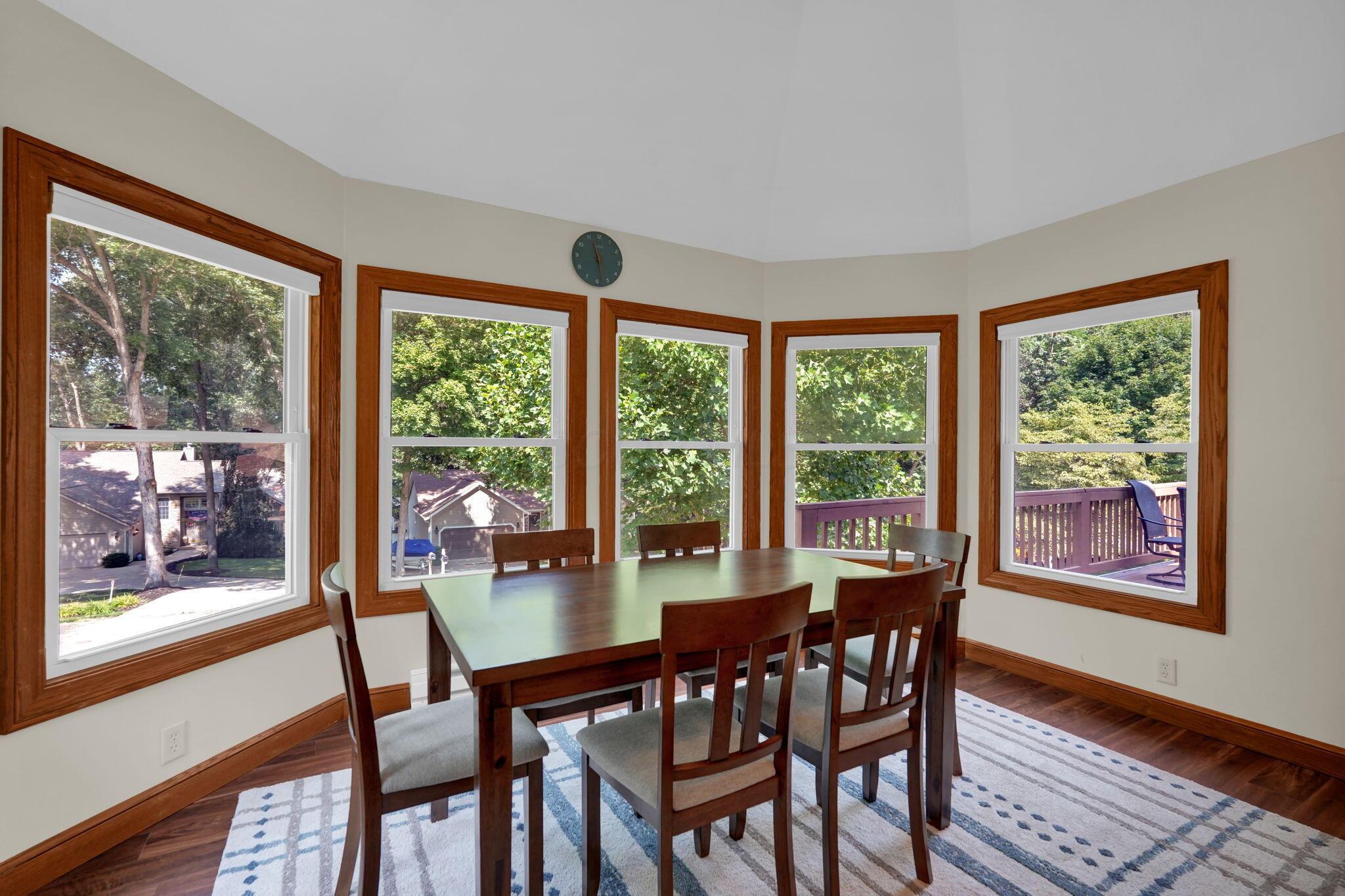 748 King Beach Drive Property Photo 16