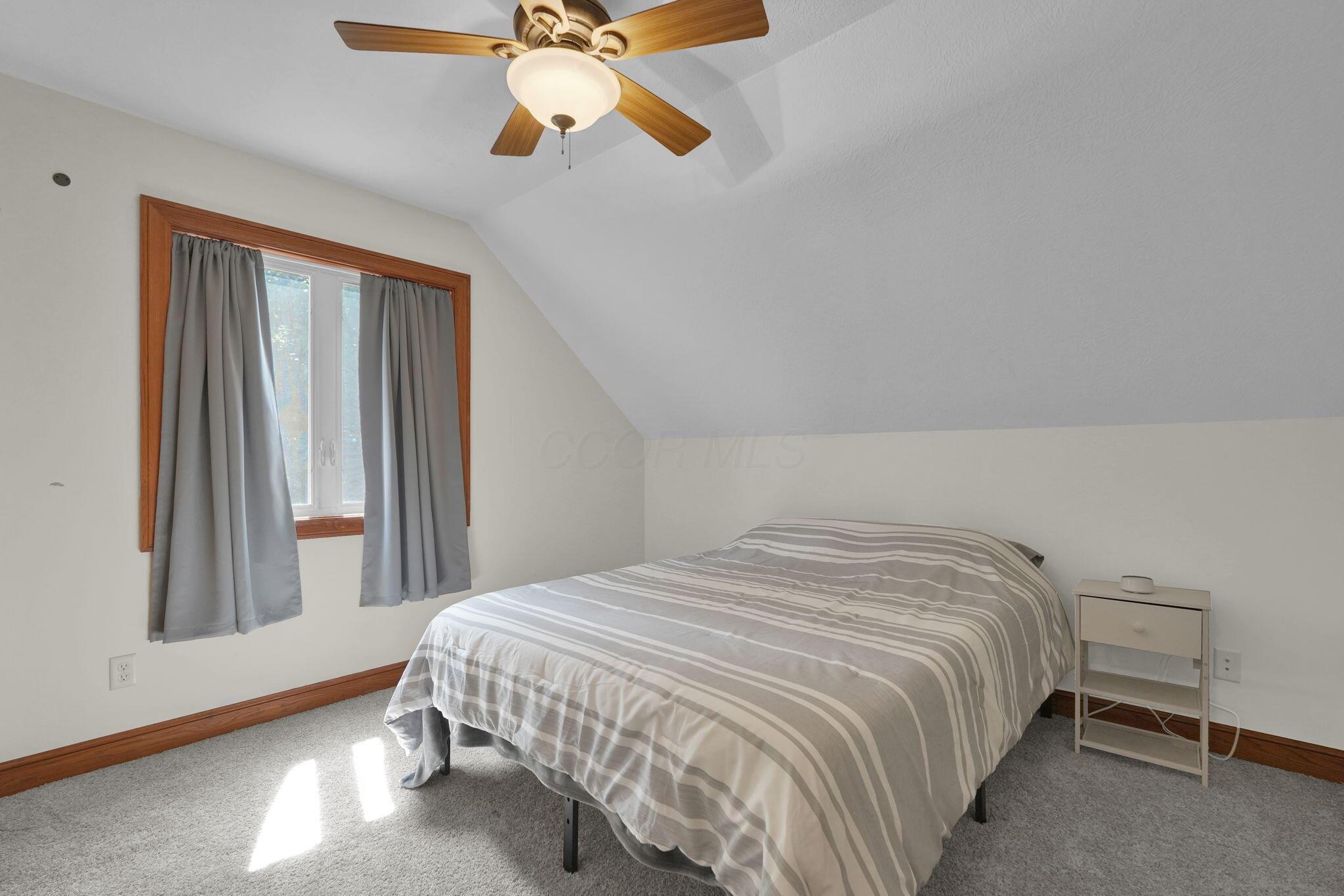 748 King Beach Drive Property Photo 23