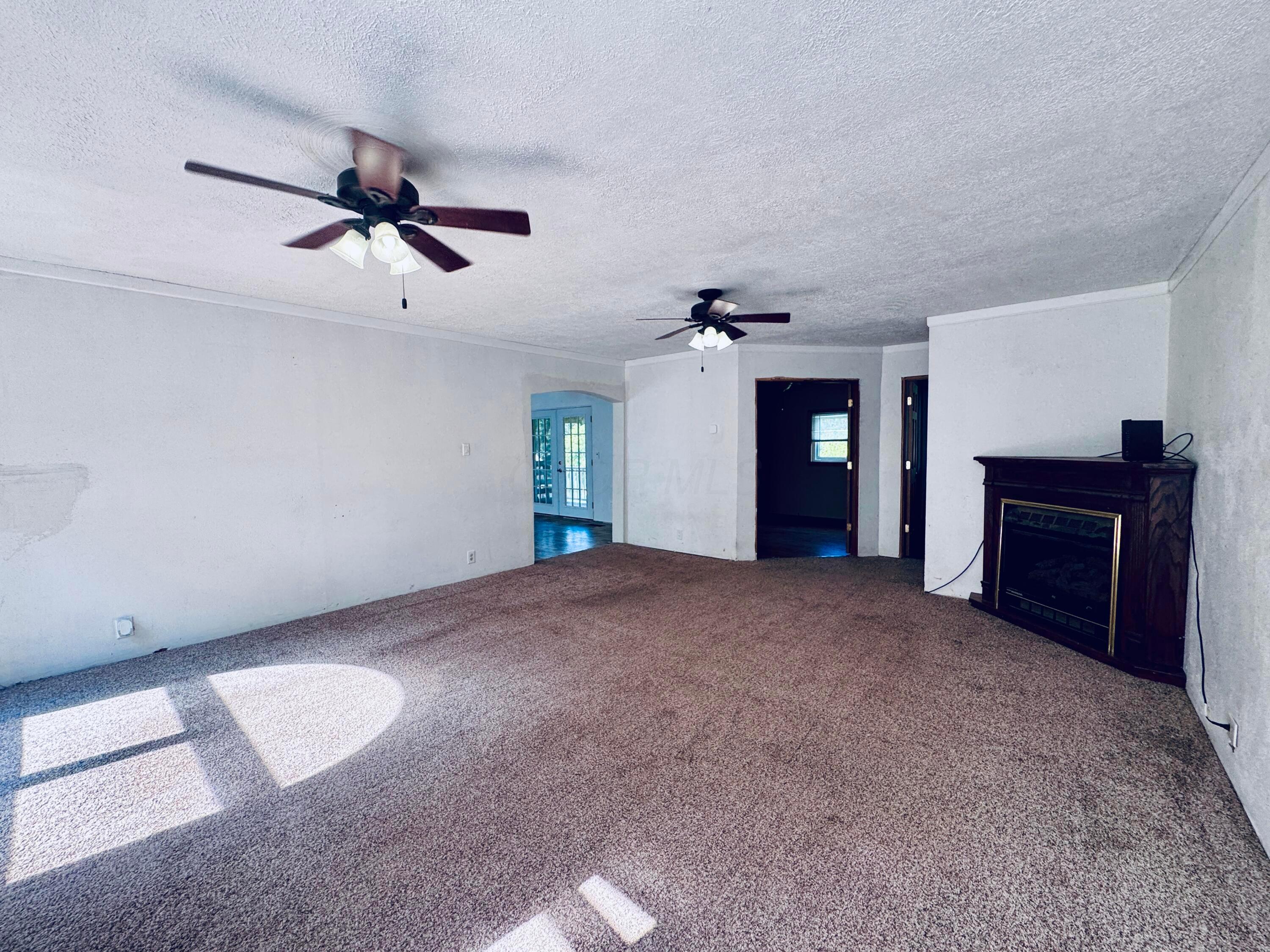2800 Bender Road Property Photo 10