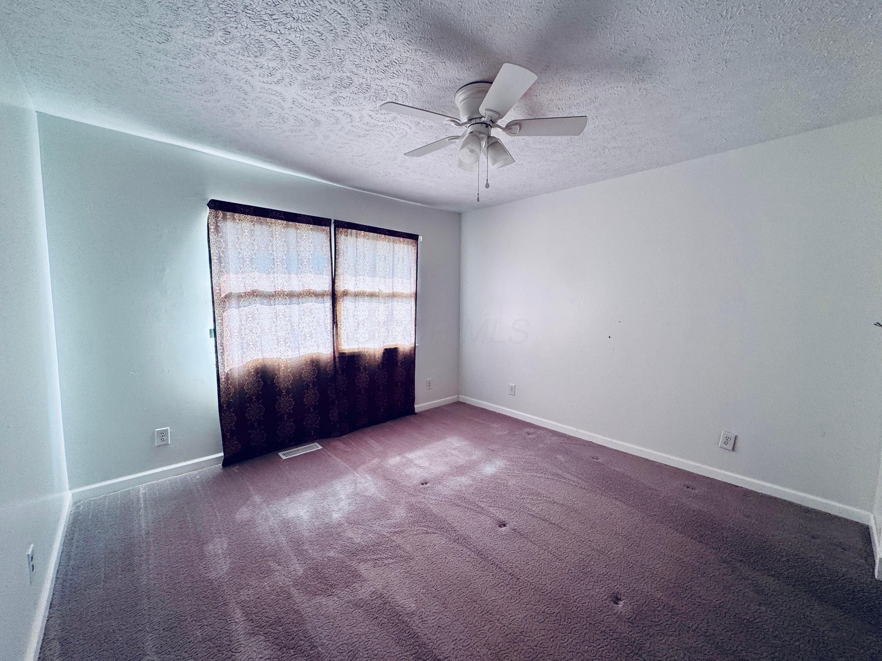 2800 Bender Road Property Photo 14