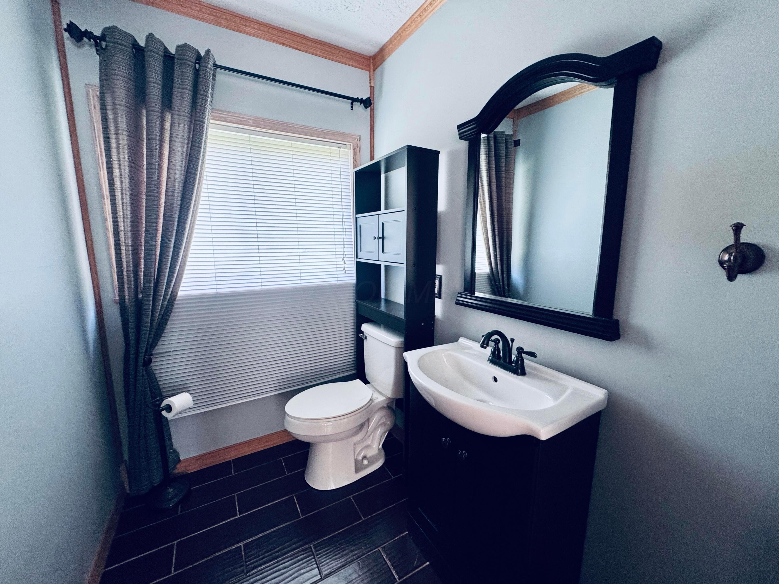 2800 Bender Road Property Photo 19