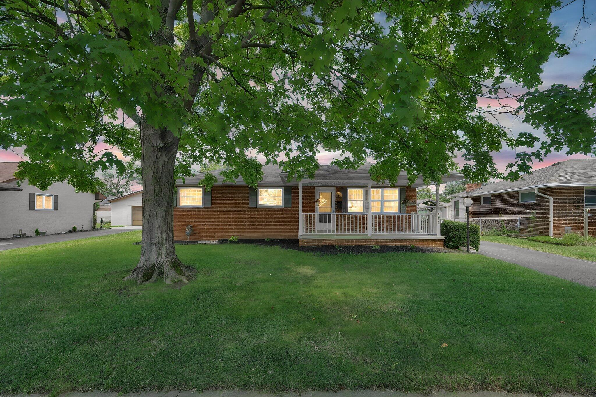 2634 Dartmoor Road Property Photo 1
