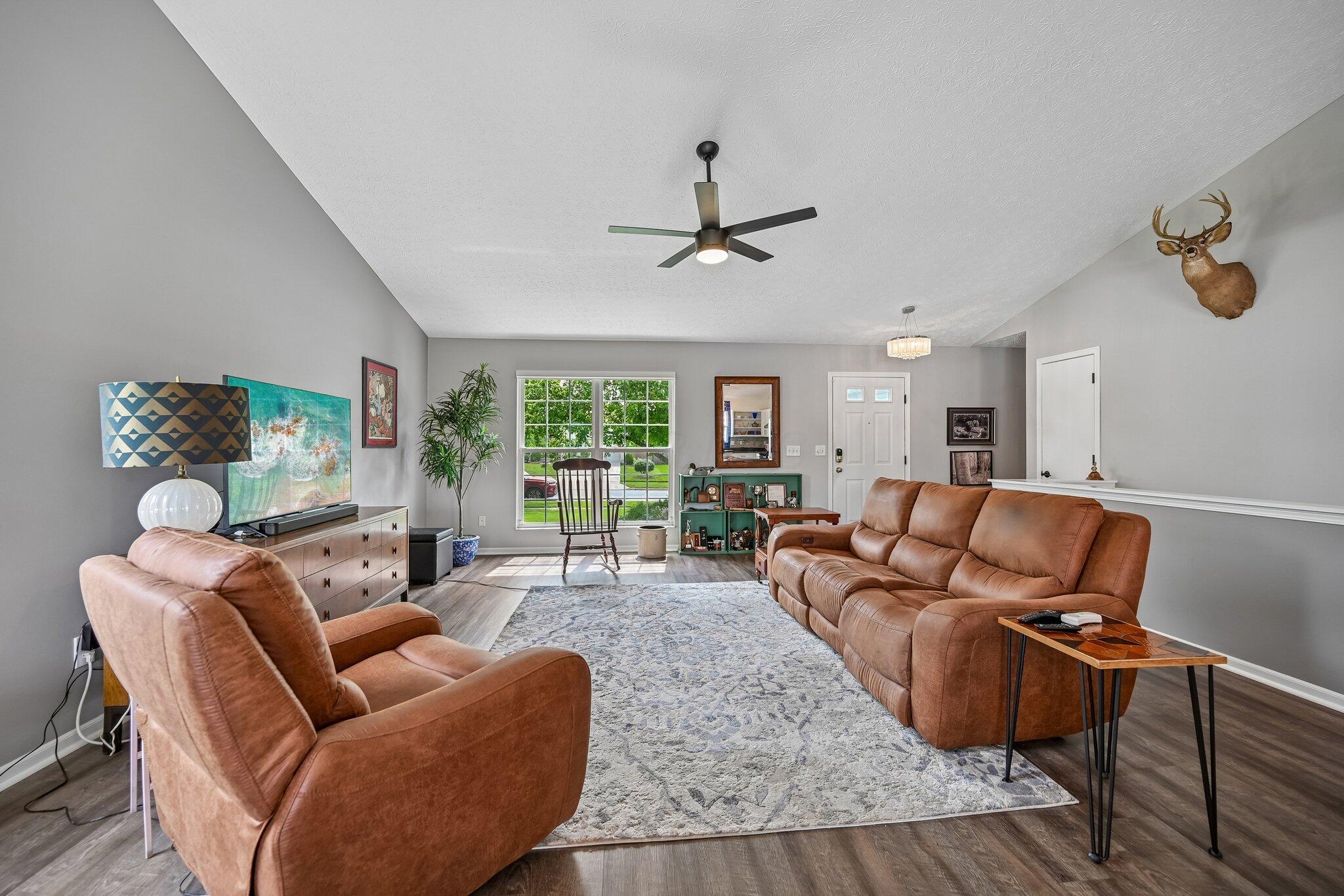 1669 Tecumseh Drive Property Photo 8