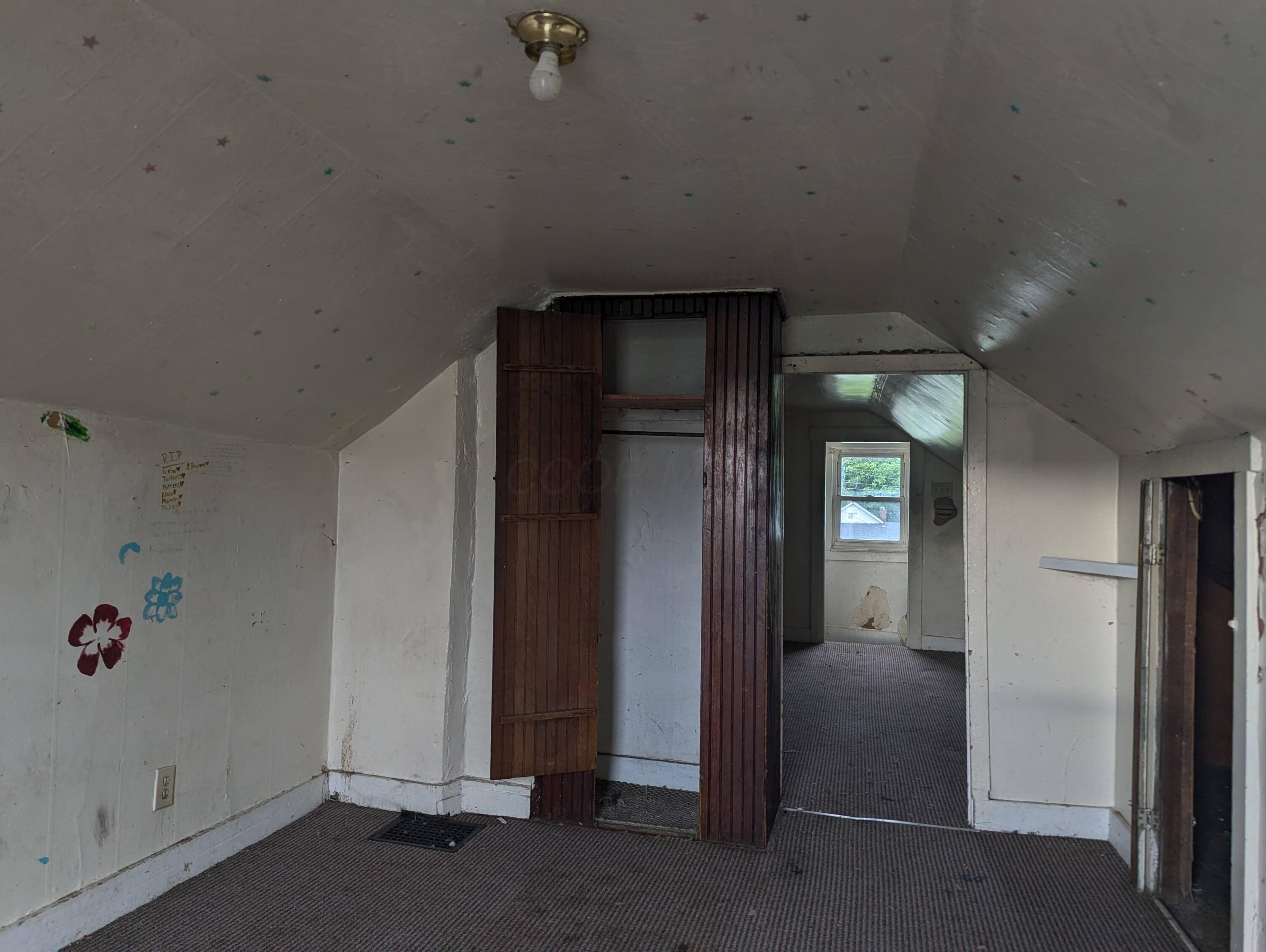 314 S Miami Property Photo 13