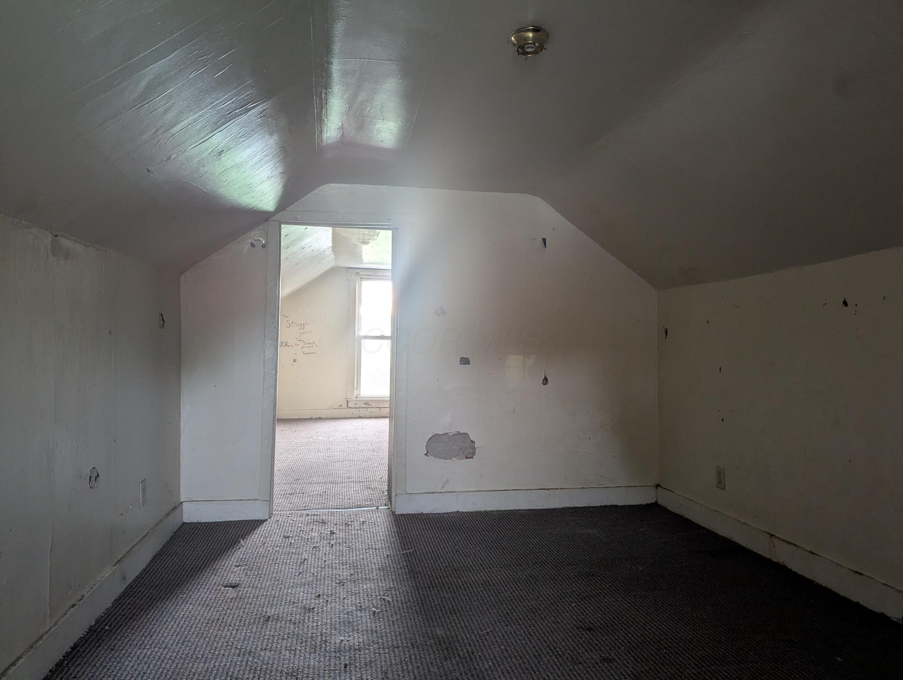 314 S Miami Property Photo 15