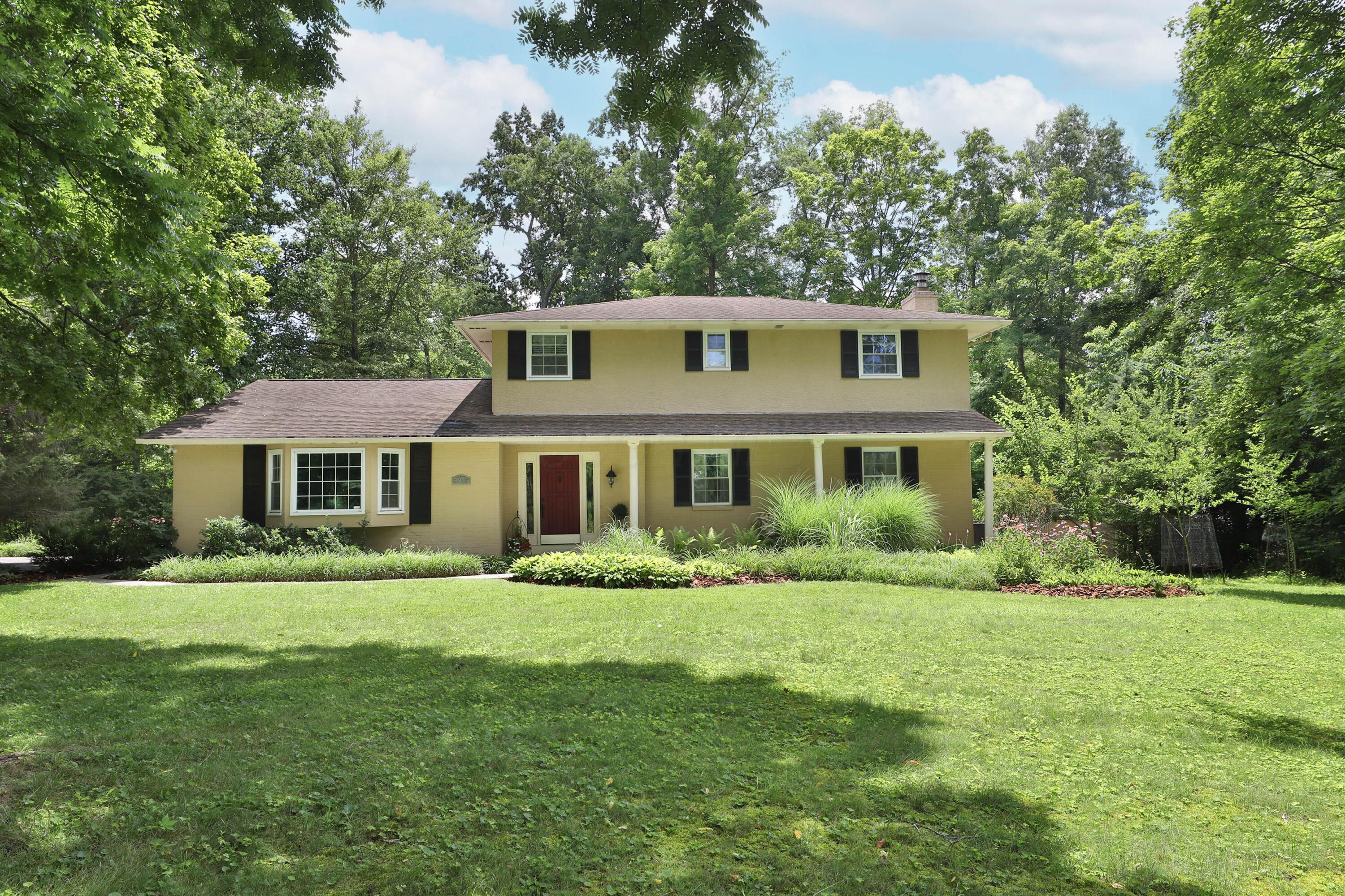 5915 Headley Road Property Photo 2