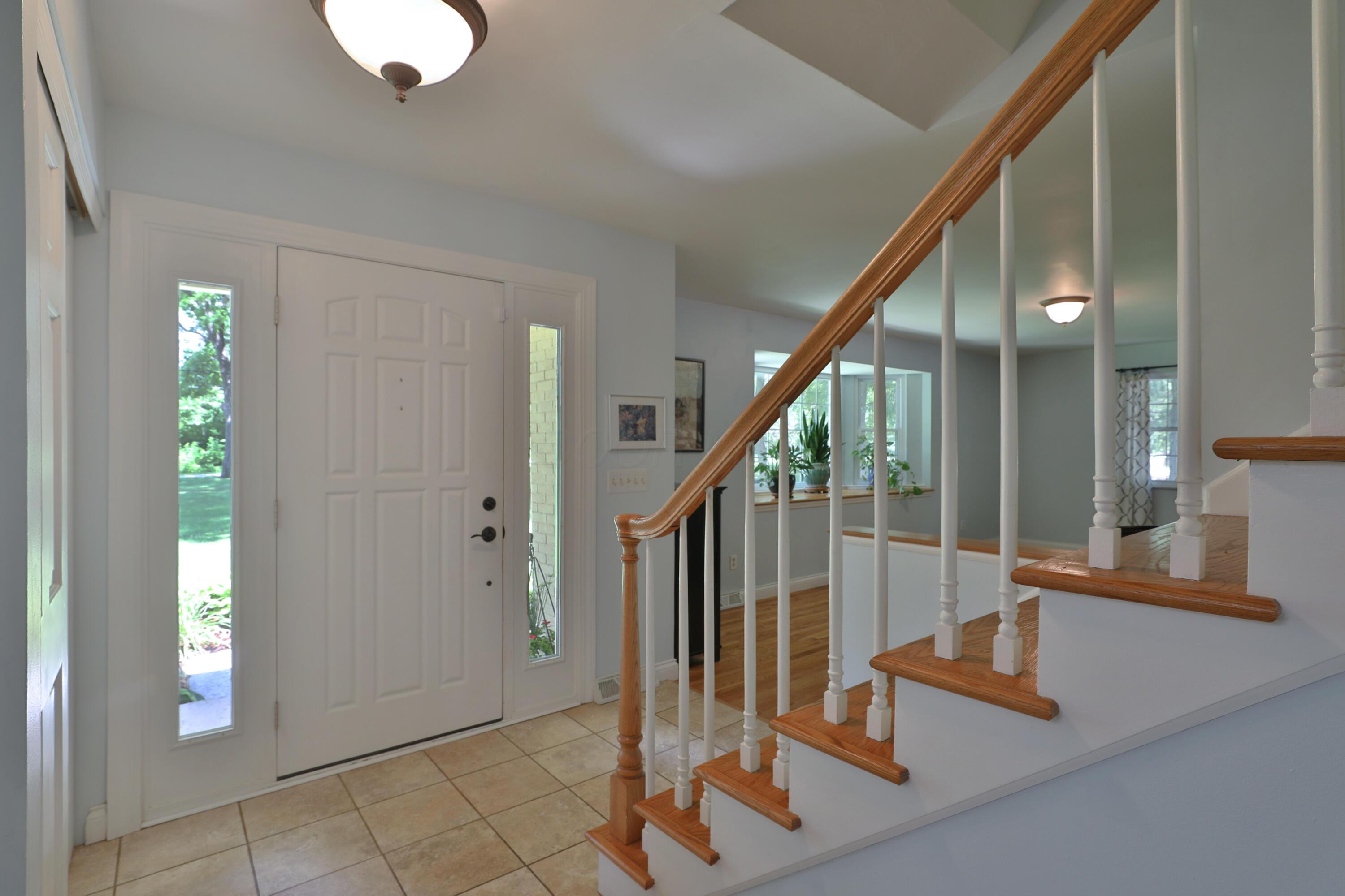 5915 Headley Road Property Photo 4