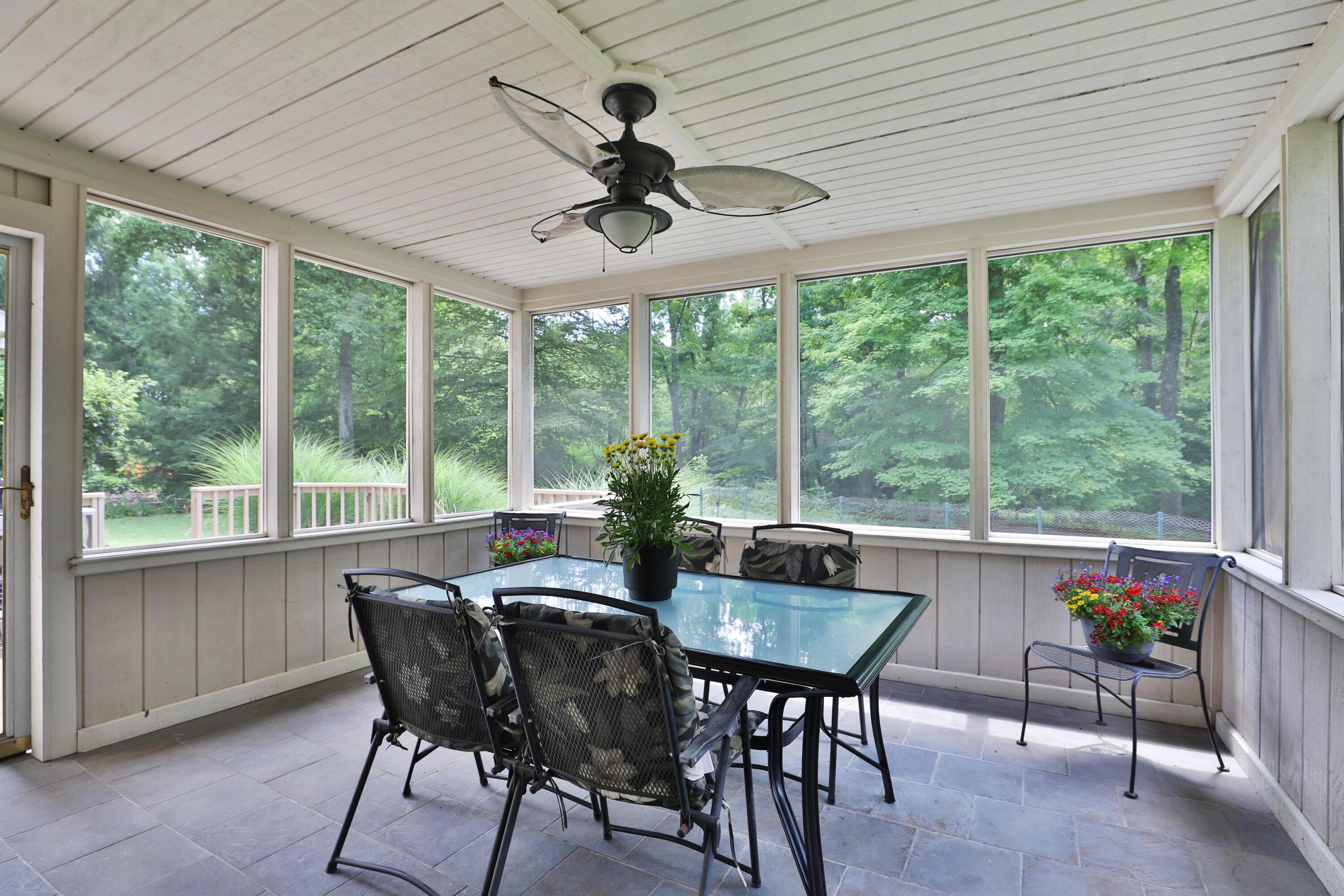 5915 Headley Road Property Photo 15