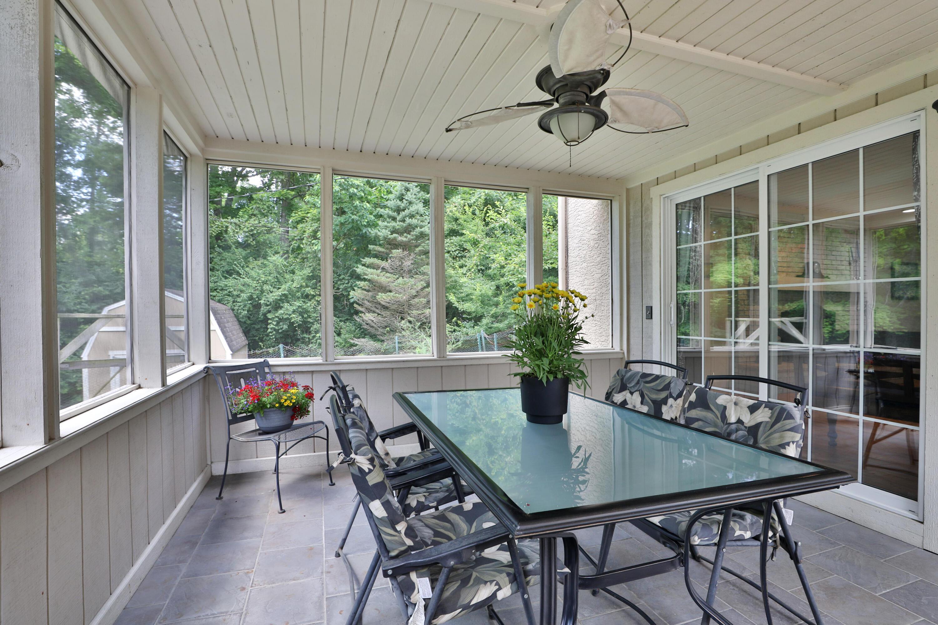 5915 Headley Road Property Photo 16