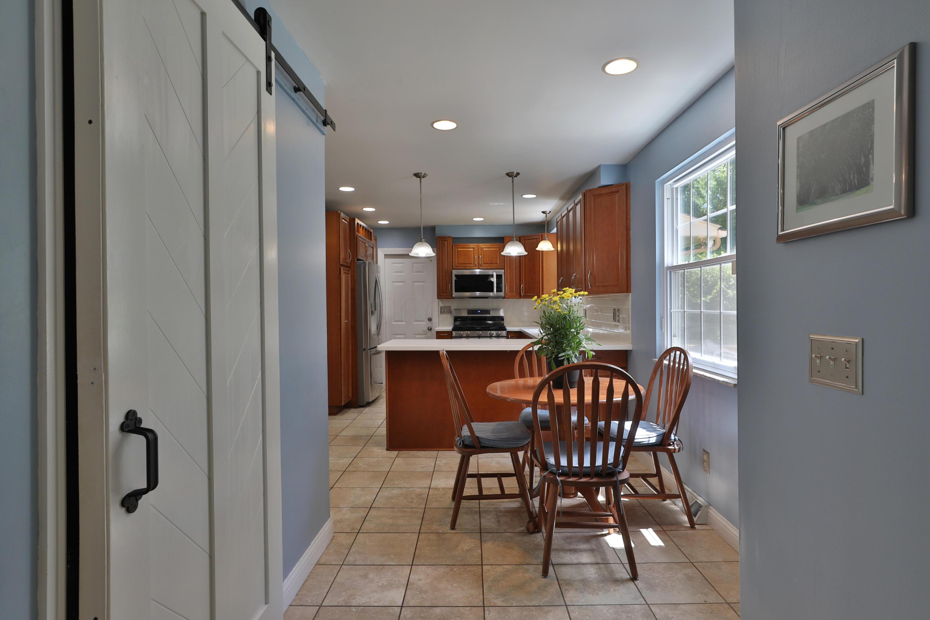 5915 Headley Road Property Photo 17