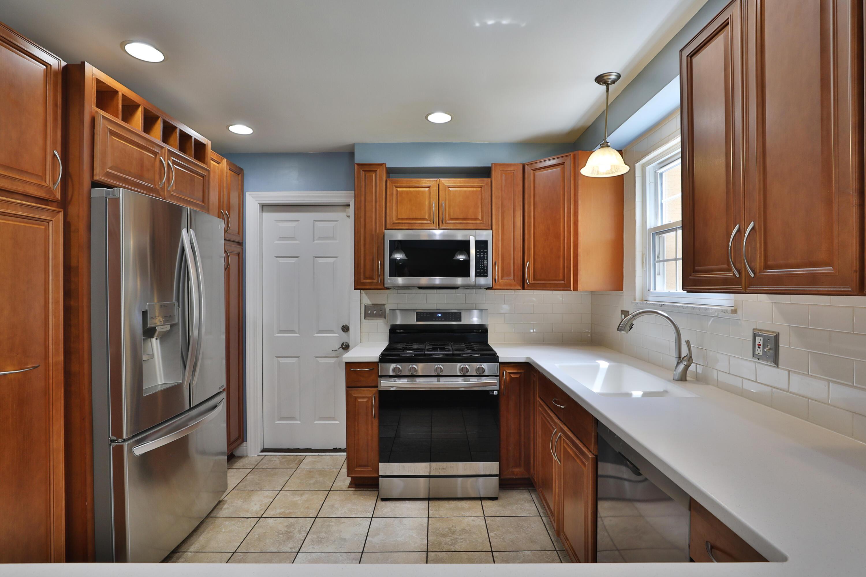 5915 Headley Road Property Photo 21