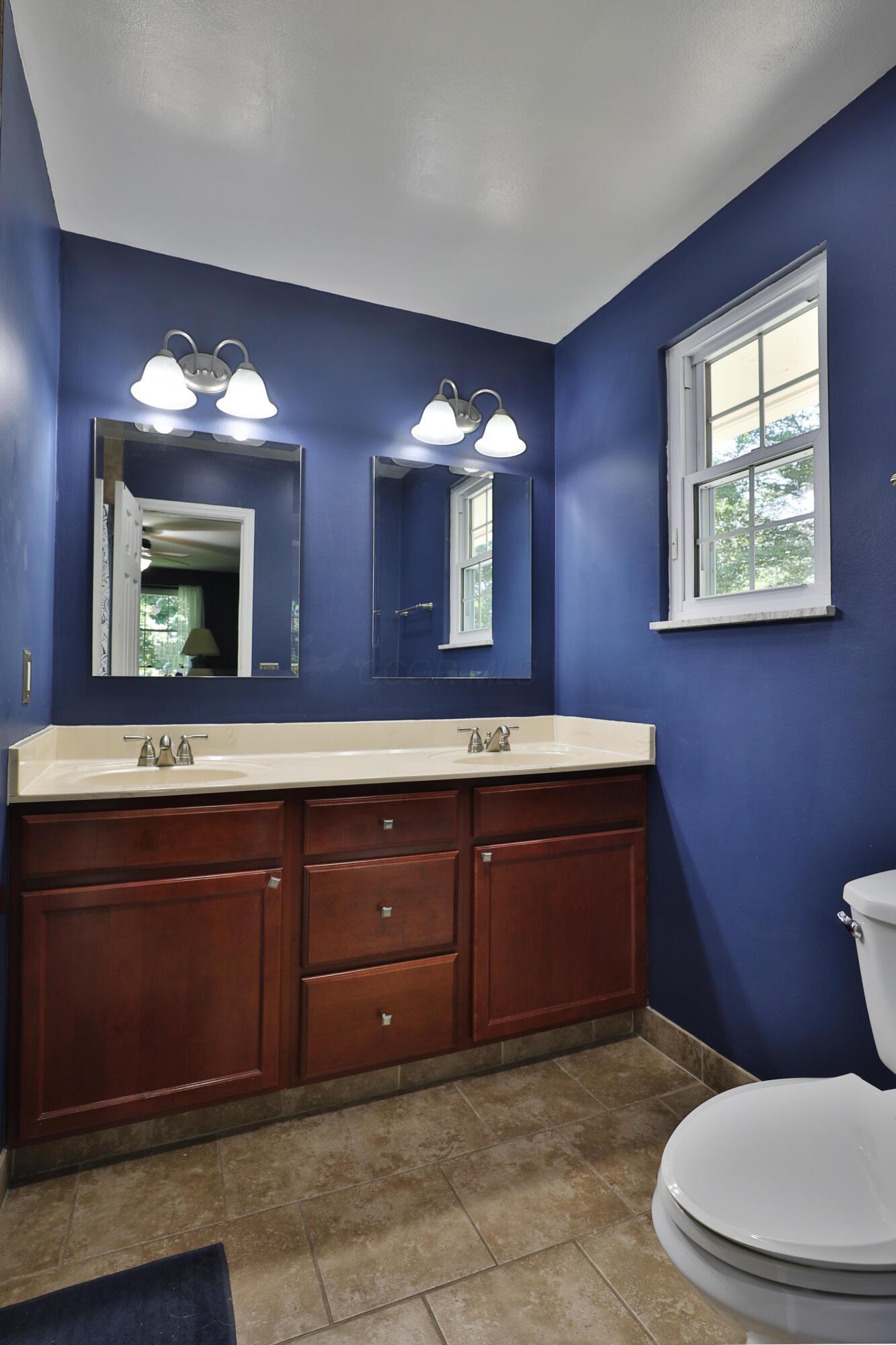 5915 Headley Road Property Photo 33