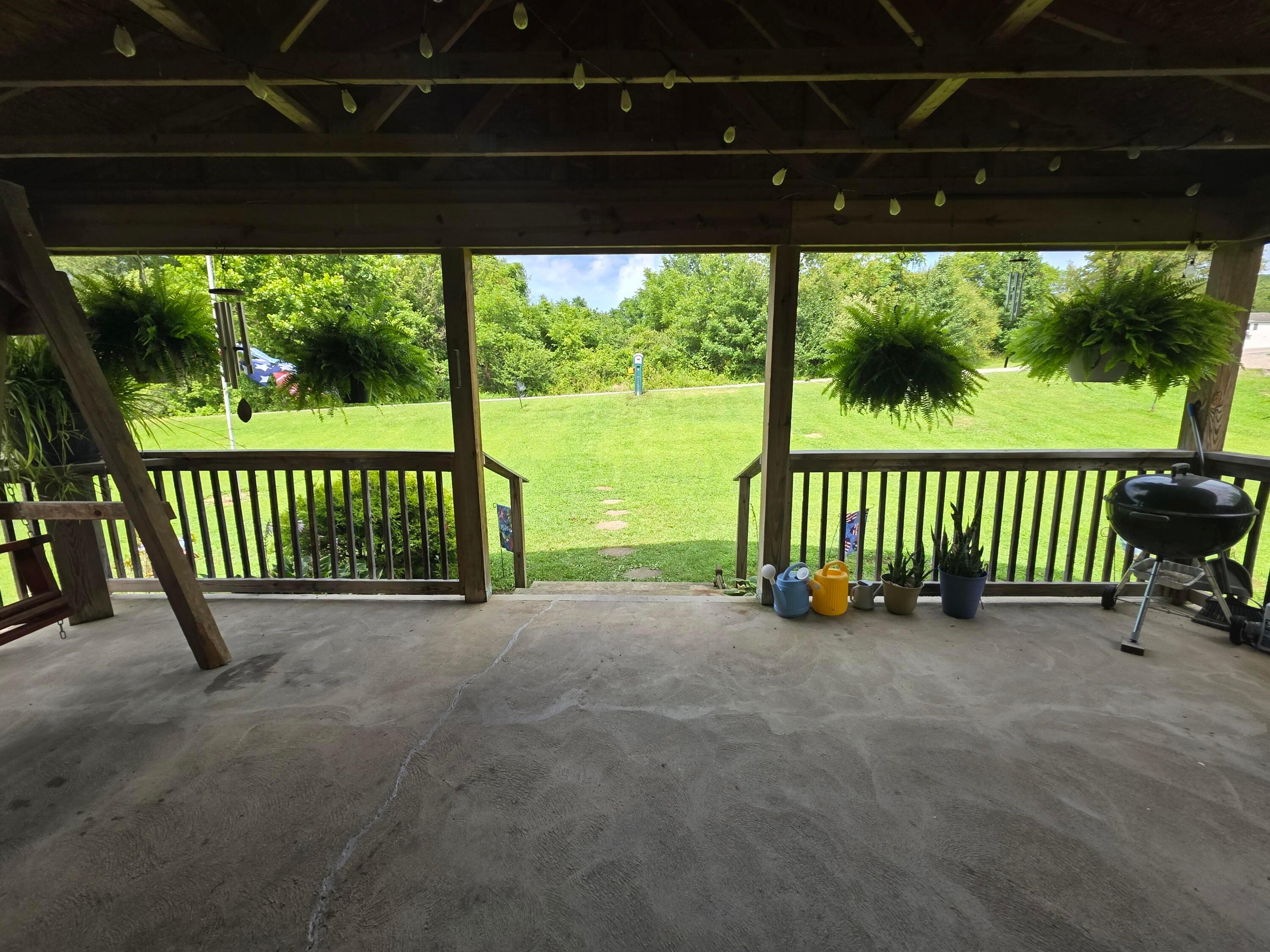 8005 Stone Castle Road Property Photo 9
