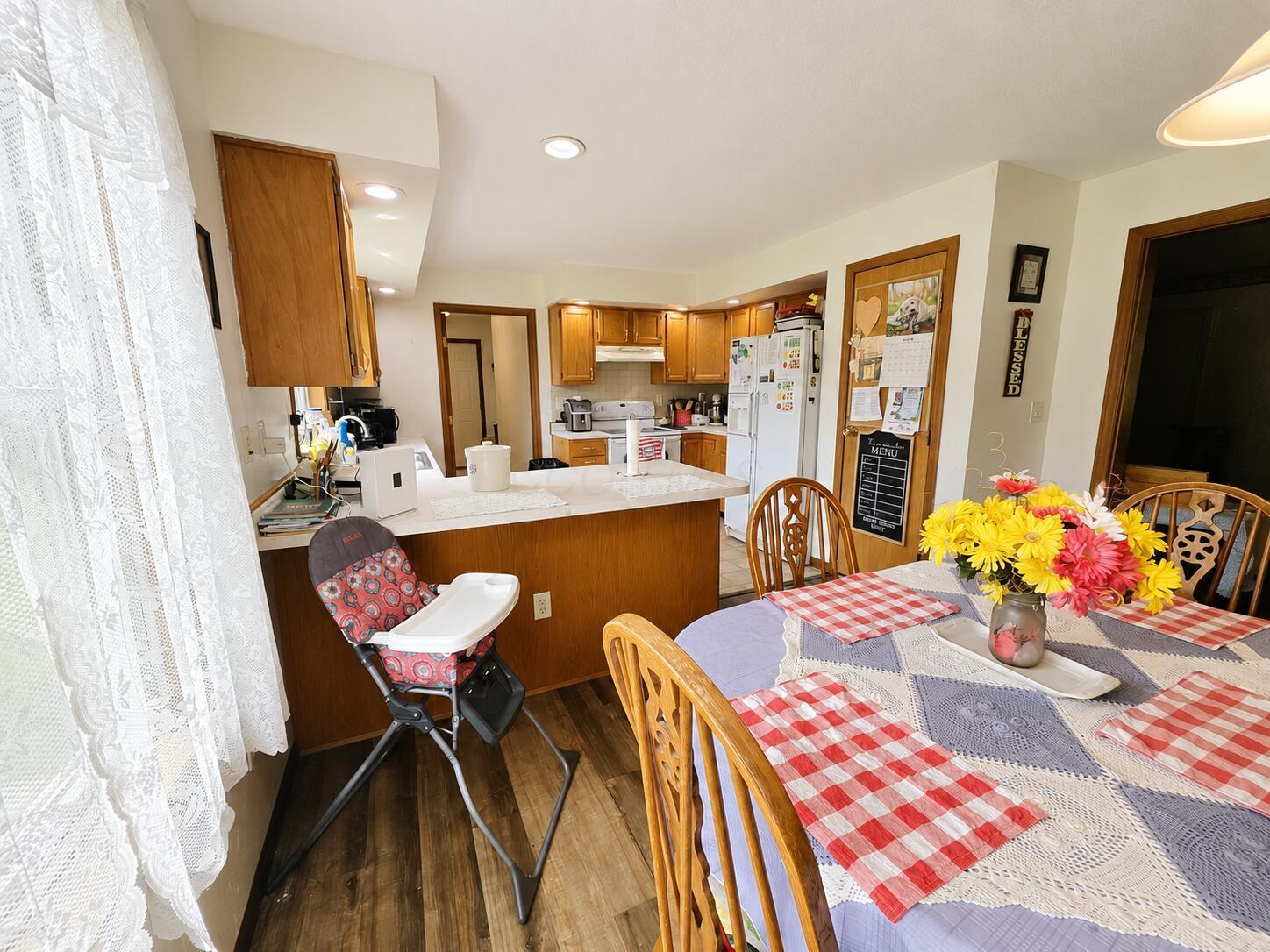 8005 Stone Castle Road Property Photo 16