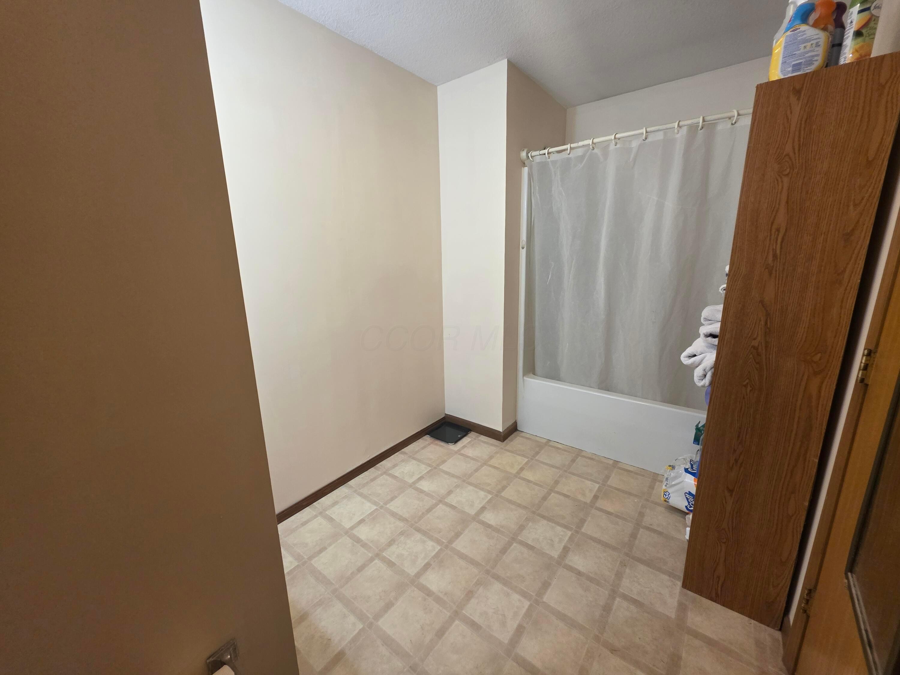 8005 Stone Castle Road Property Photo 21