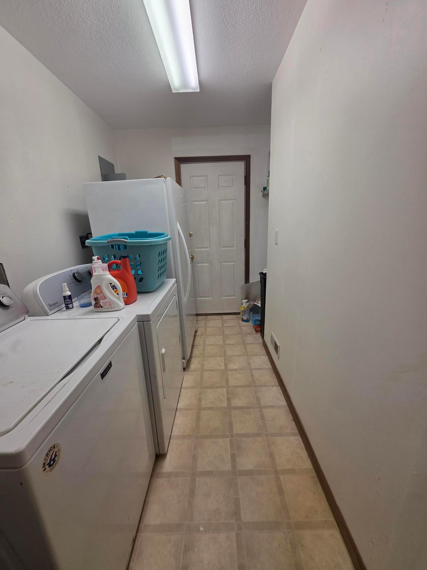 8005 Stone Castle Road Property Photo 23