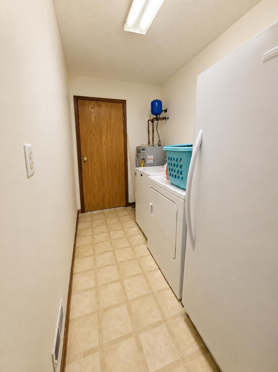 8005 Stone Castle Road Property Photo 24