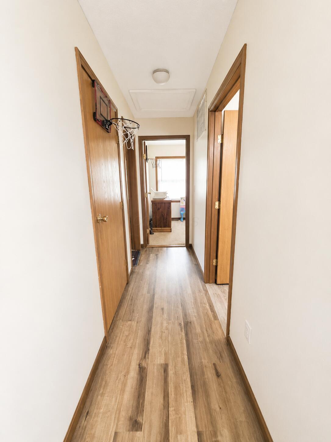 8005 Stone Castle Road Property Photo 25