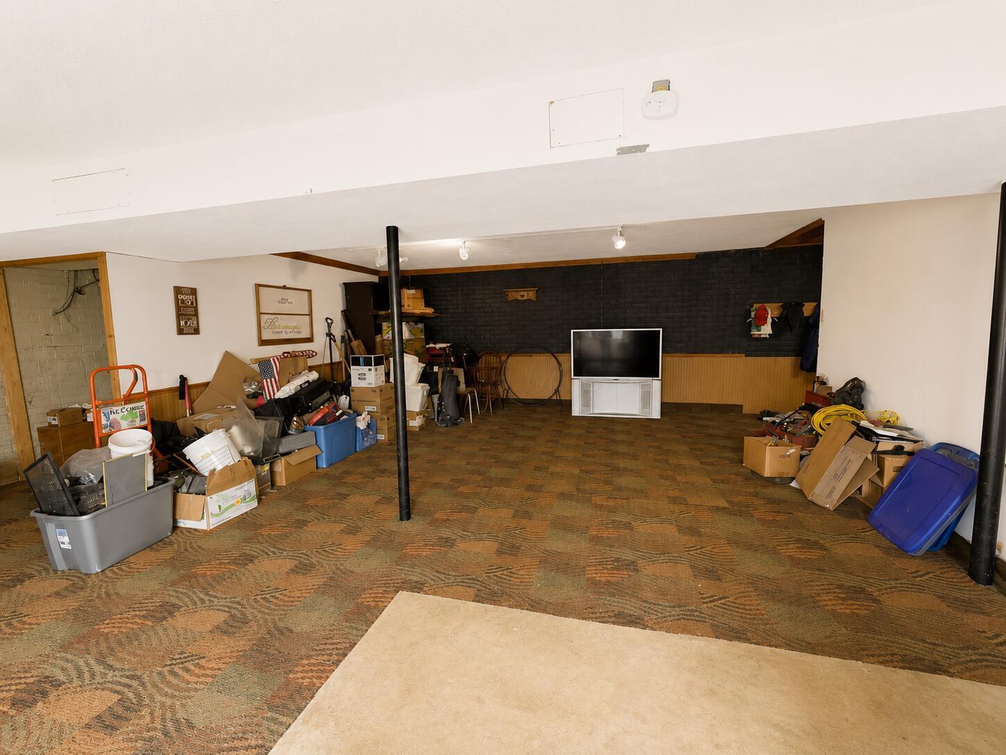 8005 Stone Castle Road Property Photo 34