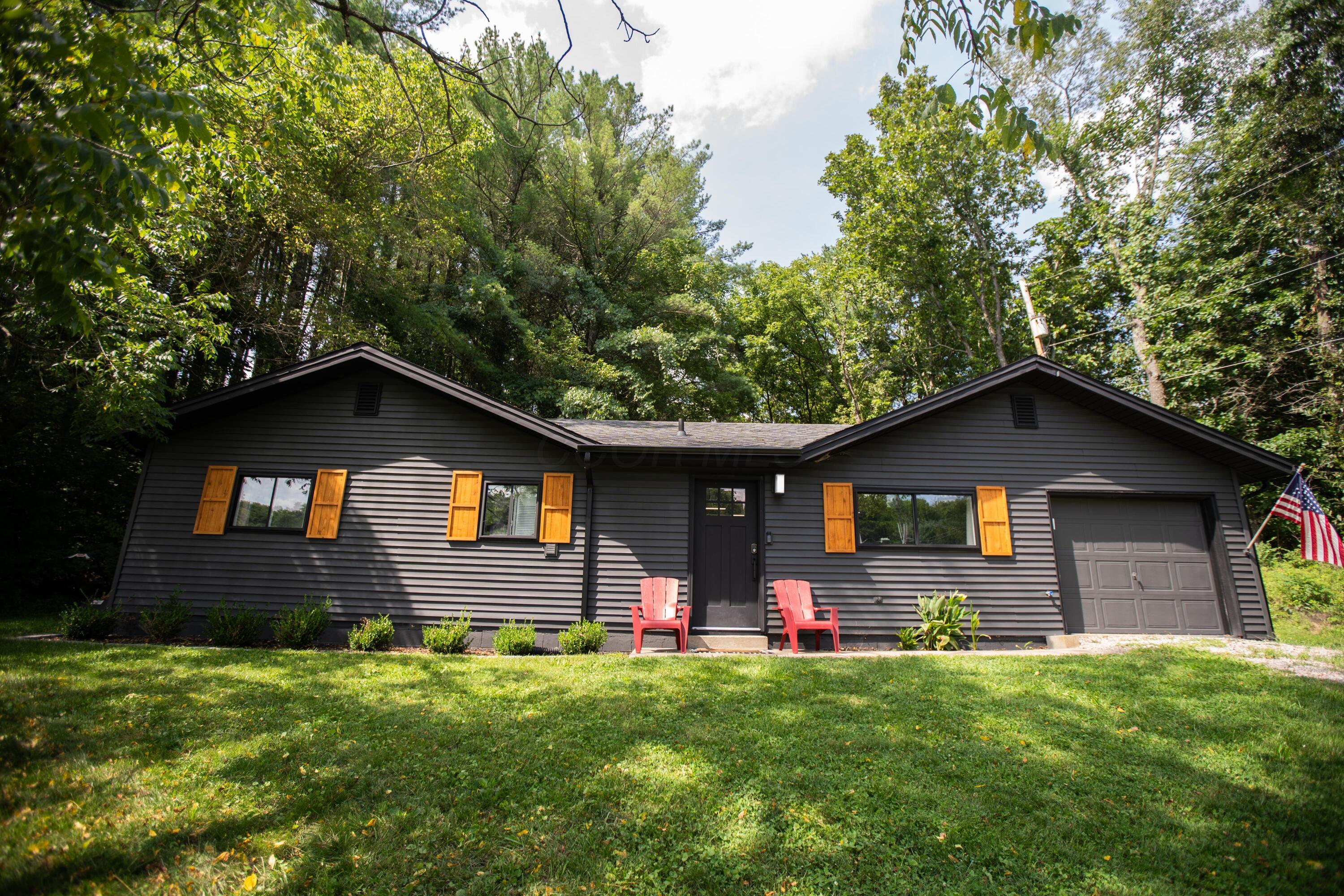 9676 Hooper Road Property Photo 1
