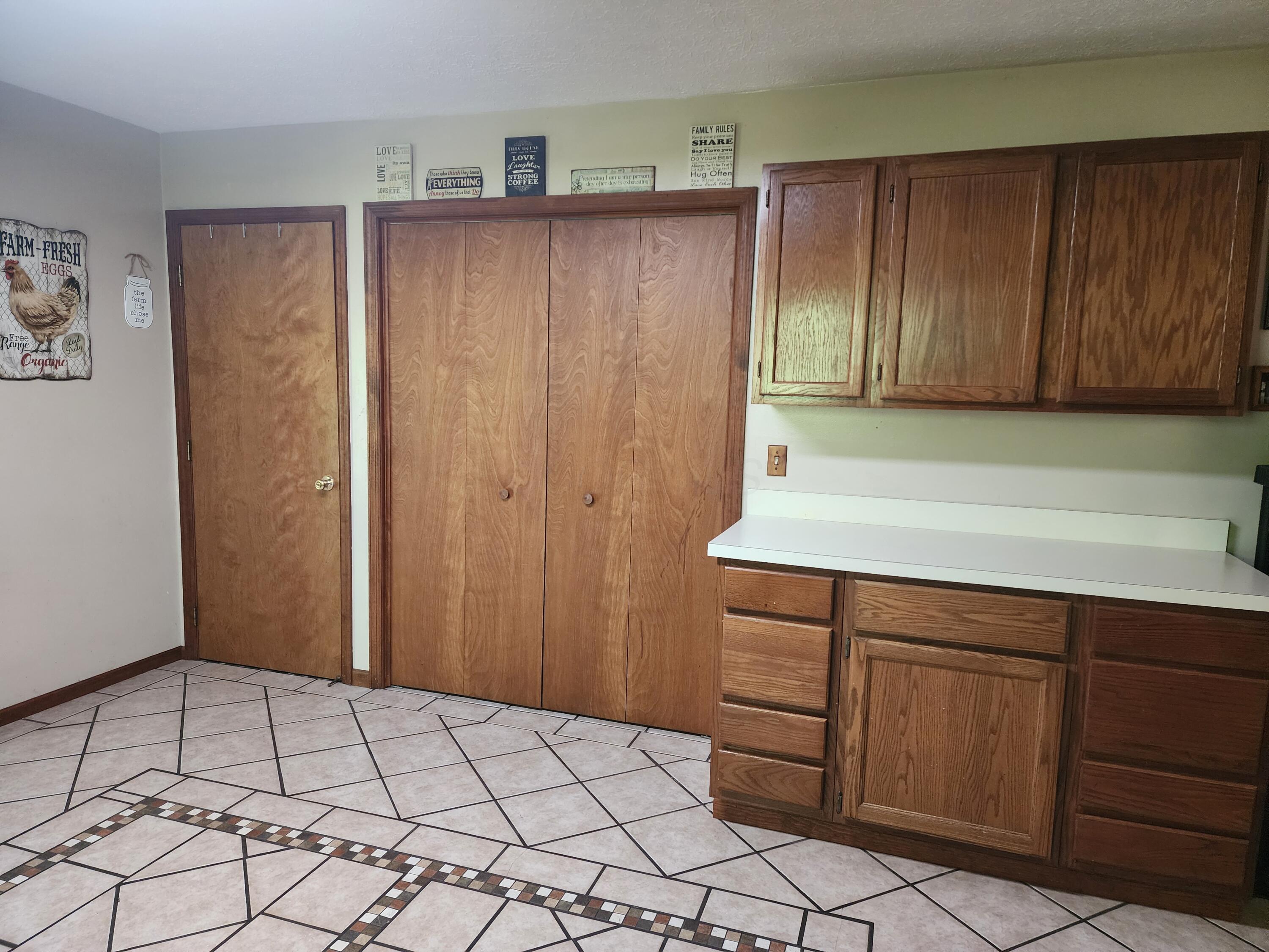 2476 Watseka Drive Property Photo 19