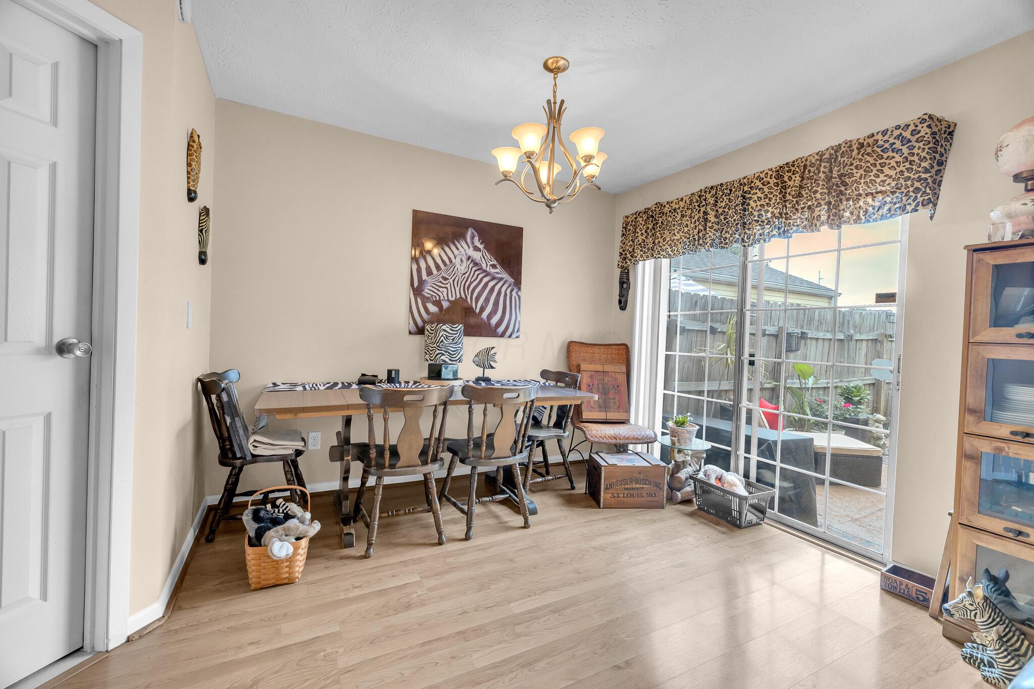 1697 Park Row Drive, Q Property Photo 6