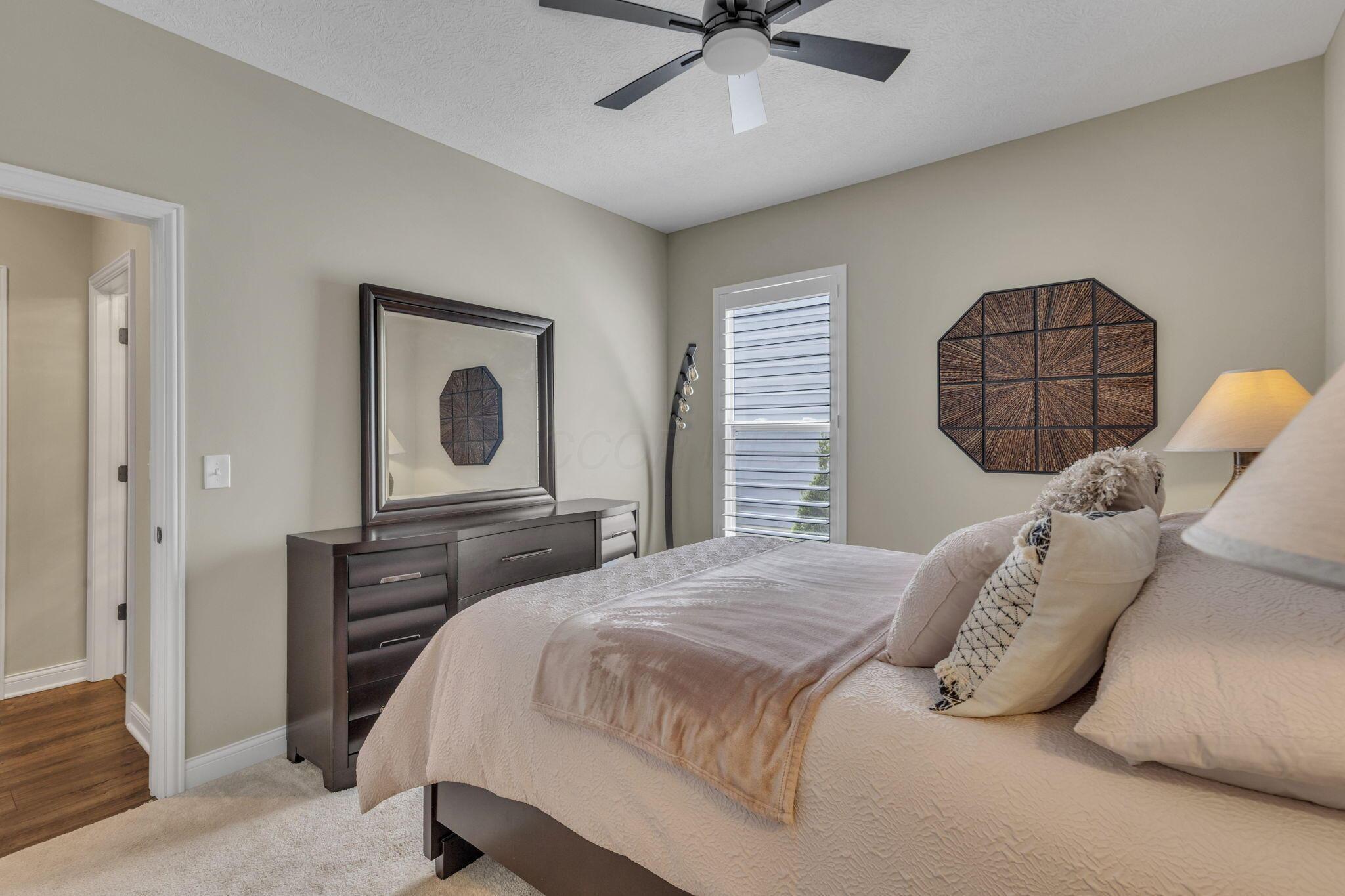 2753 Newbern Drive W Property Photo 16