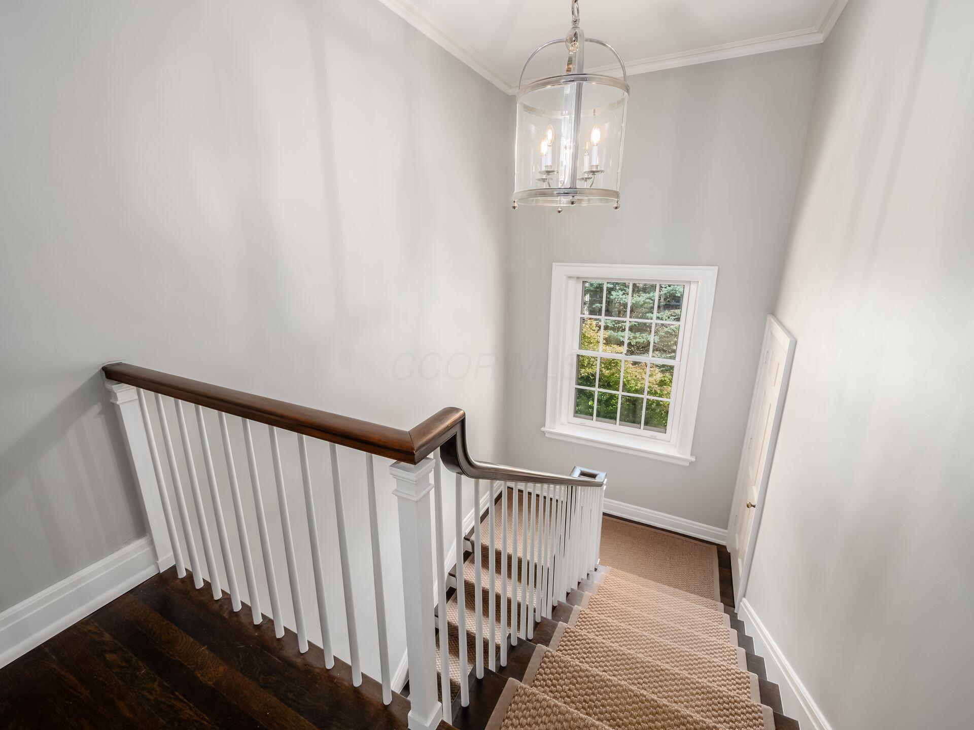 210 Stanbery Avenue Property Photo 31
