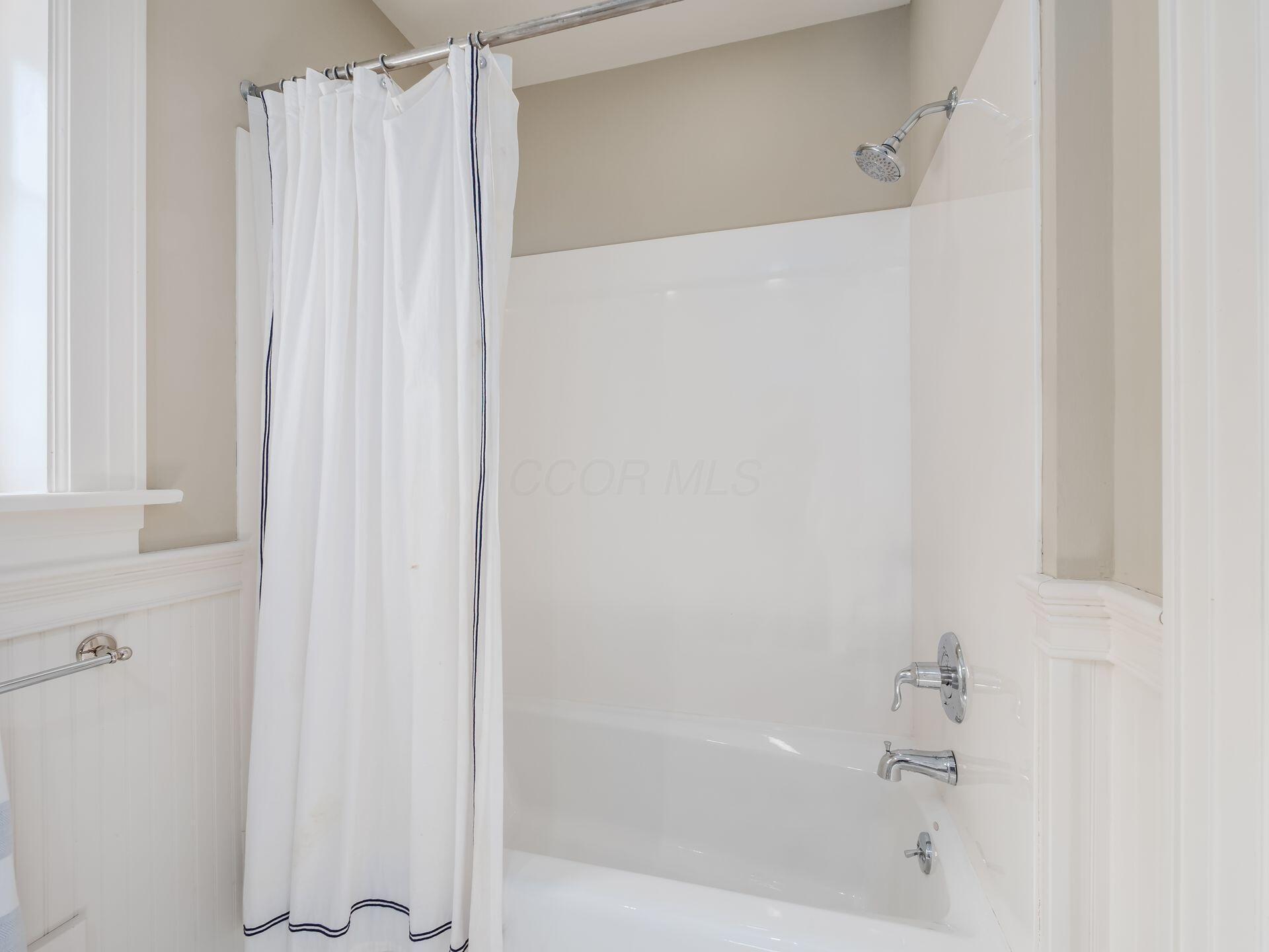 210 Stanbery Avenue Property Photo 45
