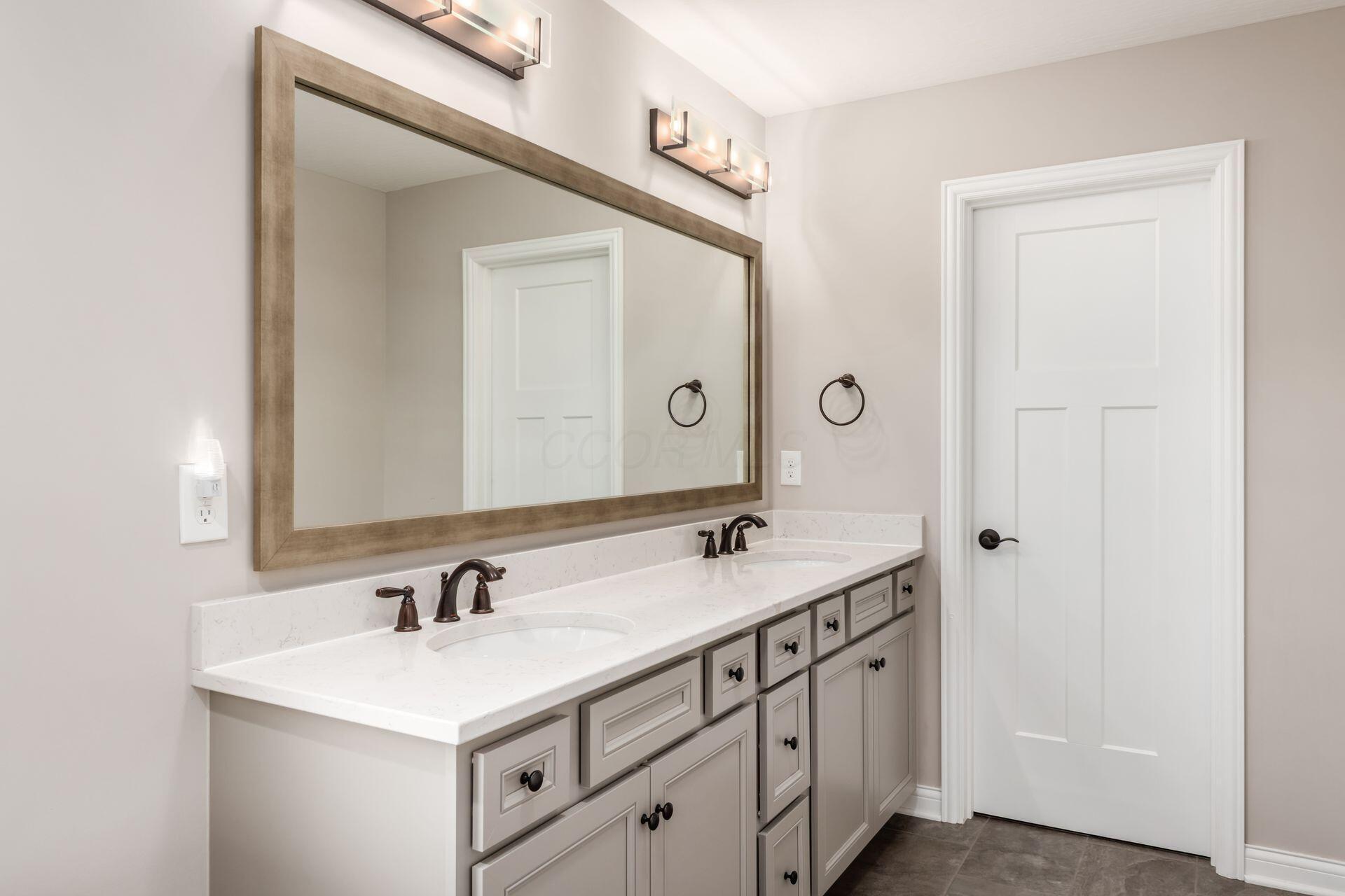 3387 Logsdon Loop Property Photo 42