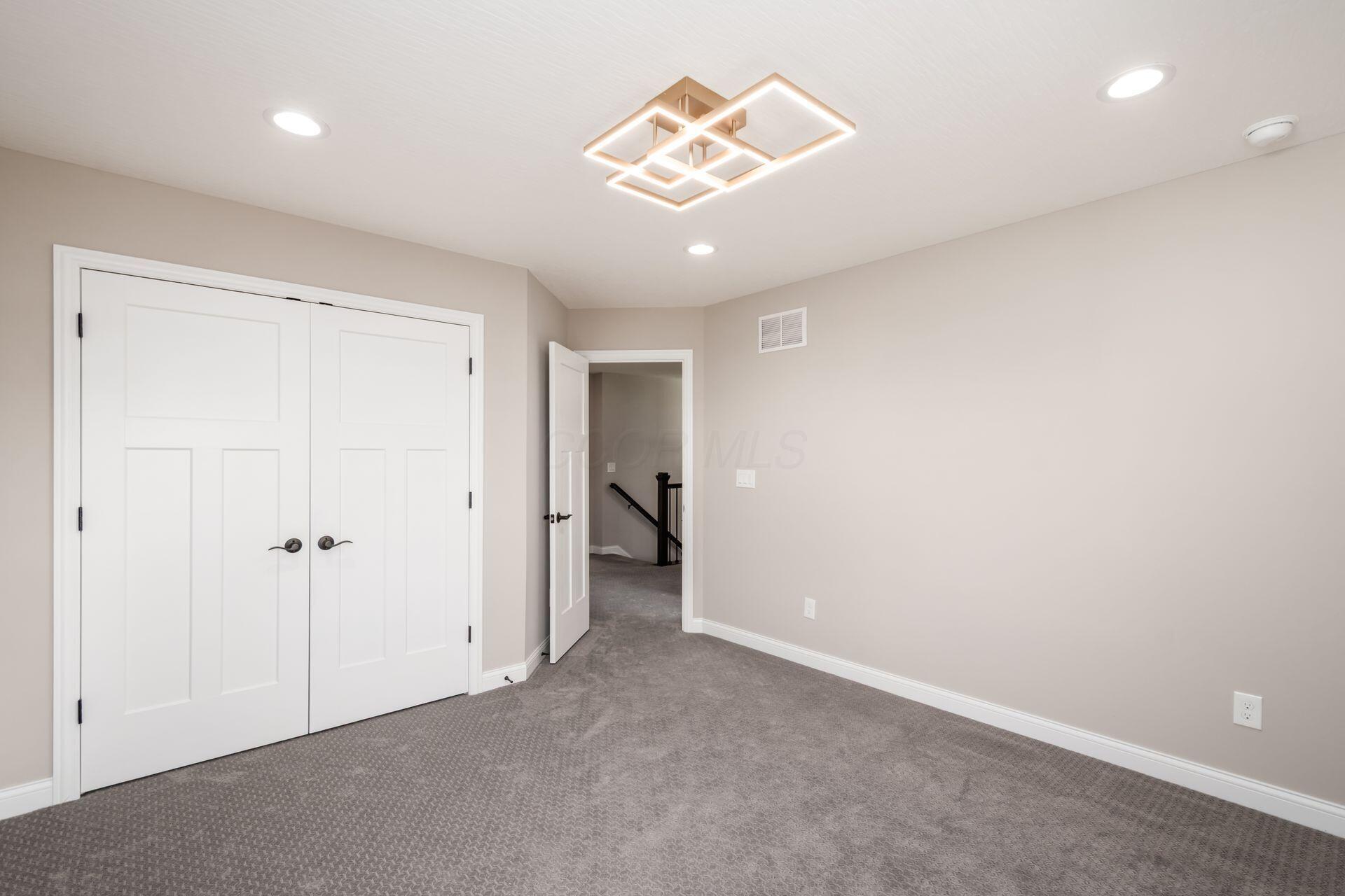 3387 Logsdon Loop Property Photo 45