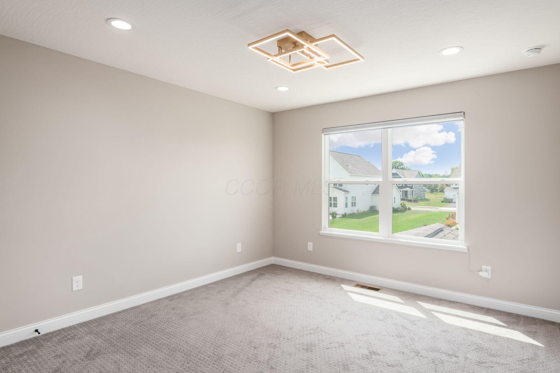3387 Logsdon Loop Property Photo 46