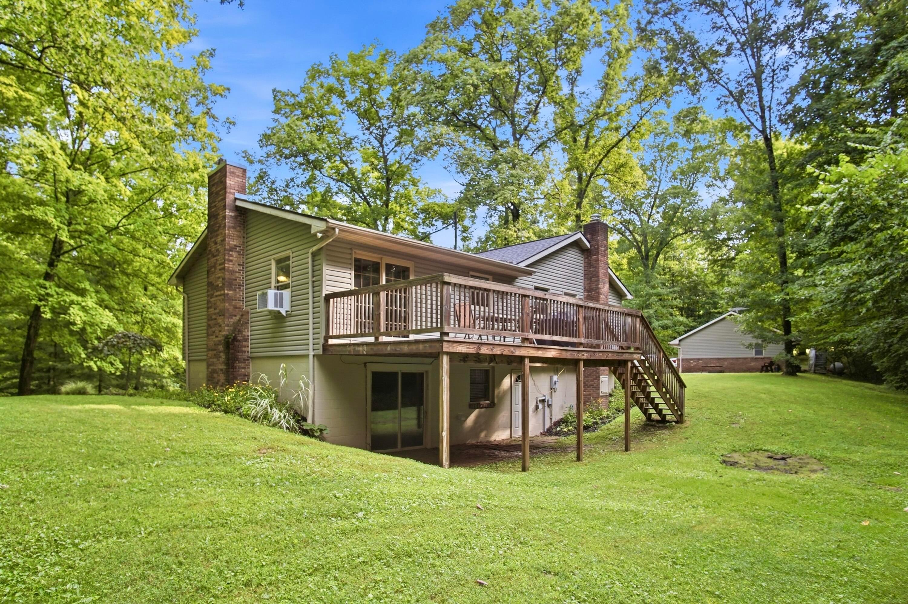 210 Camp Lane Property Photo 3