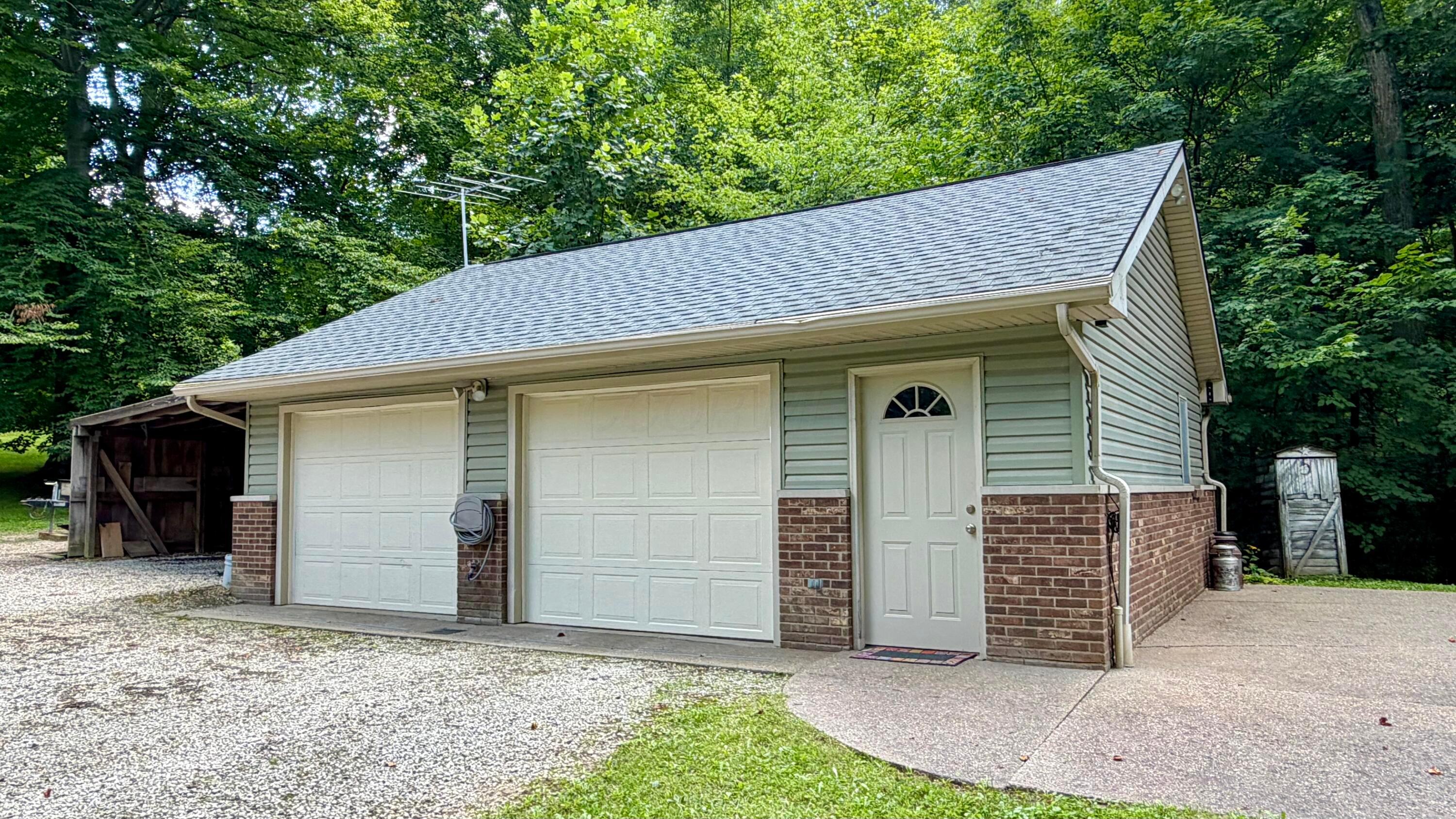 210 Camp Lane Property Photo 49
