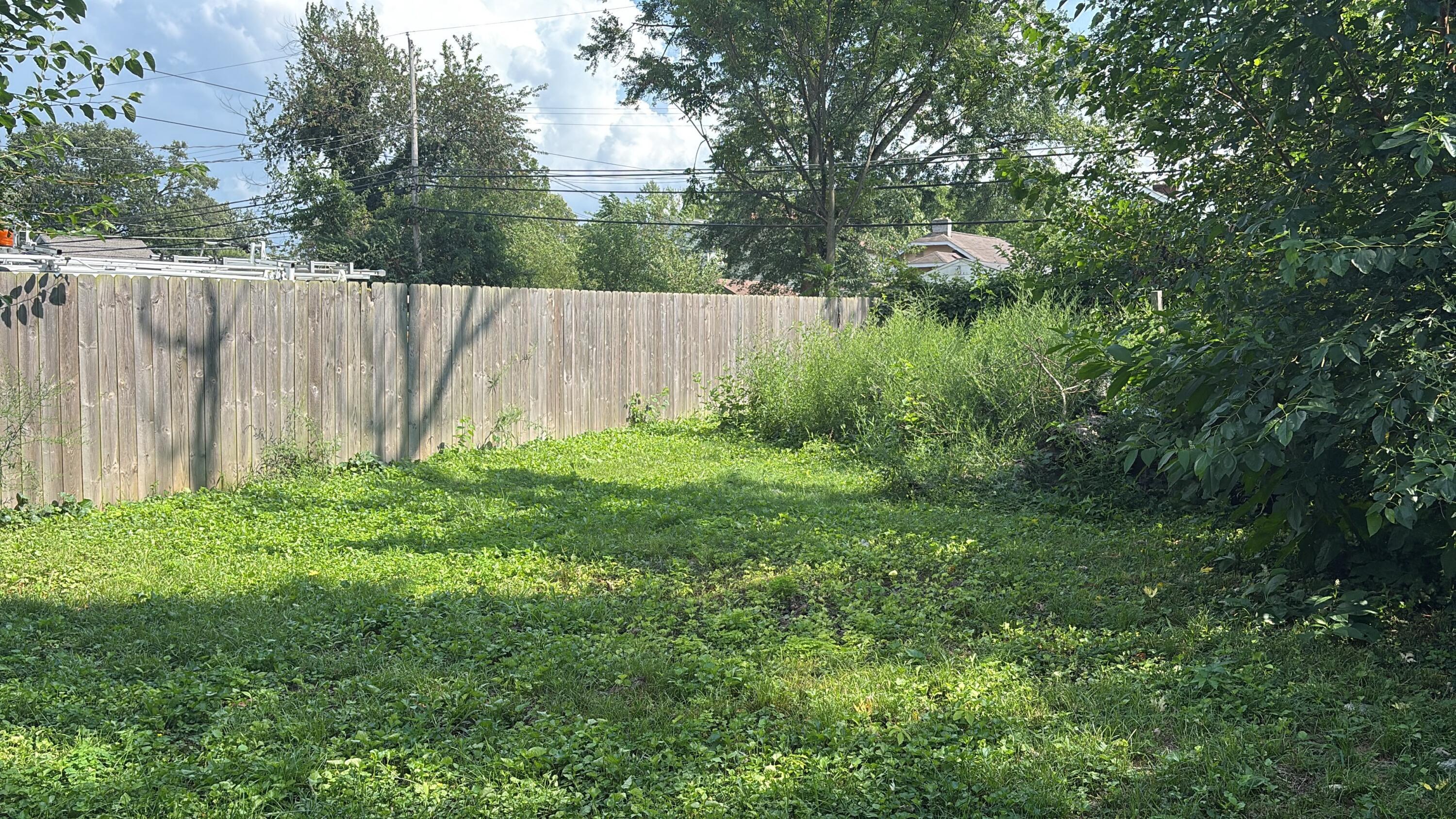 1371 Aberdeen Drive Property Photo 4