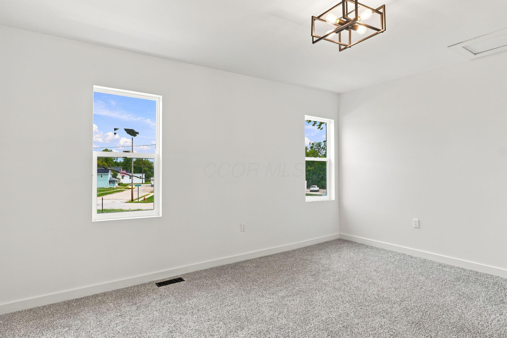 121 New Street Property Photo 6